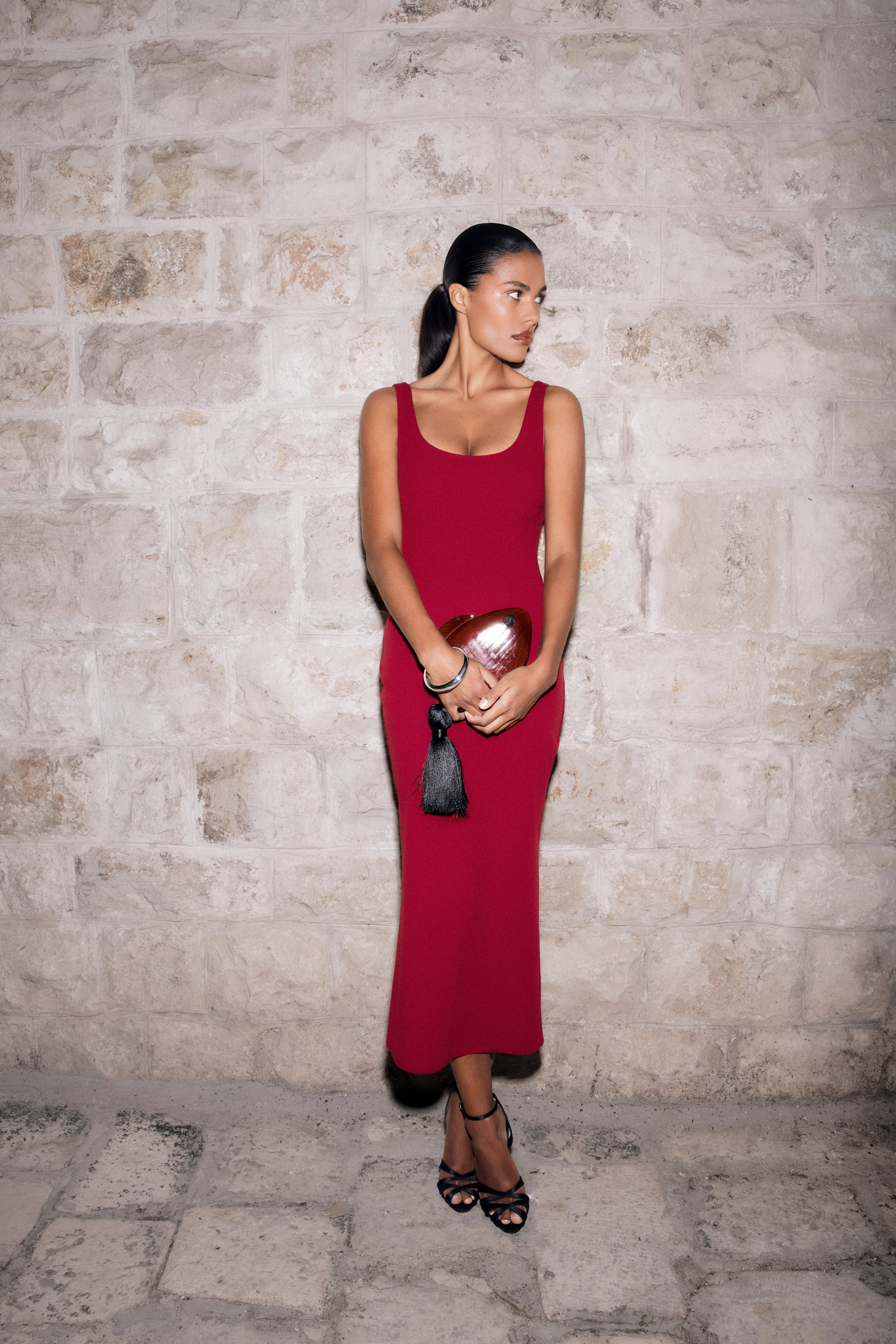 Allyra Scoop Stretch Crepe Midi Dress / Red | MESHKI