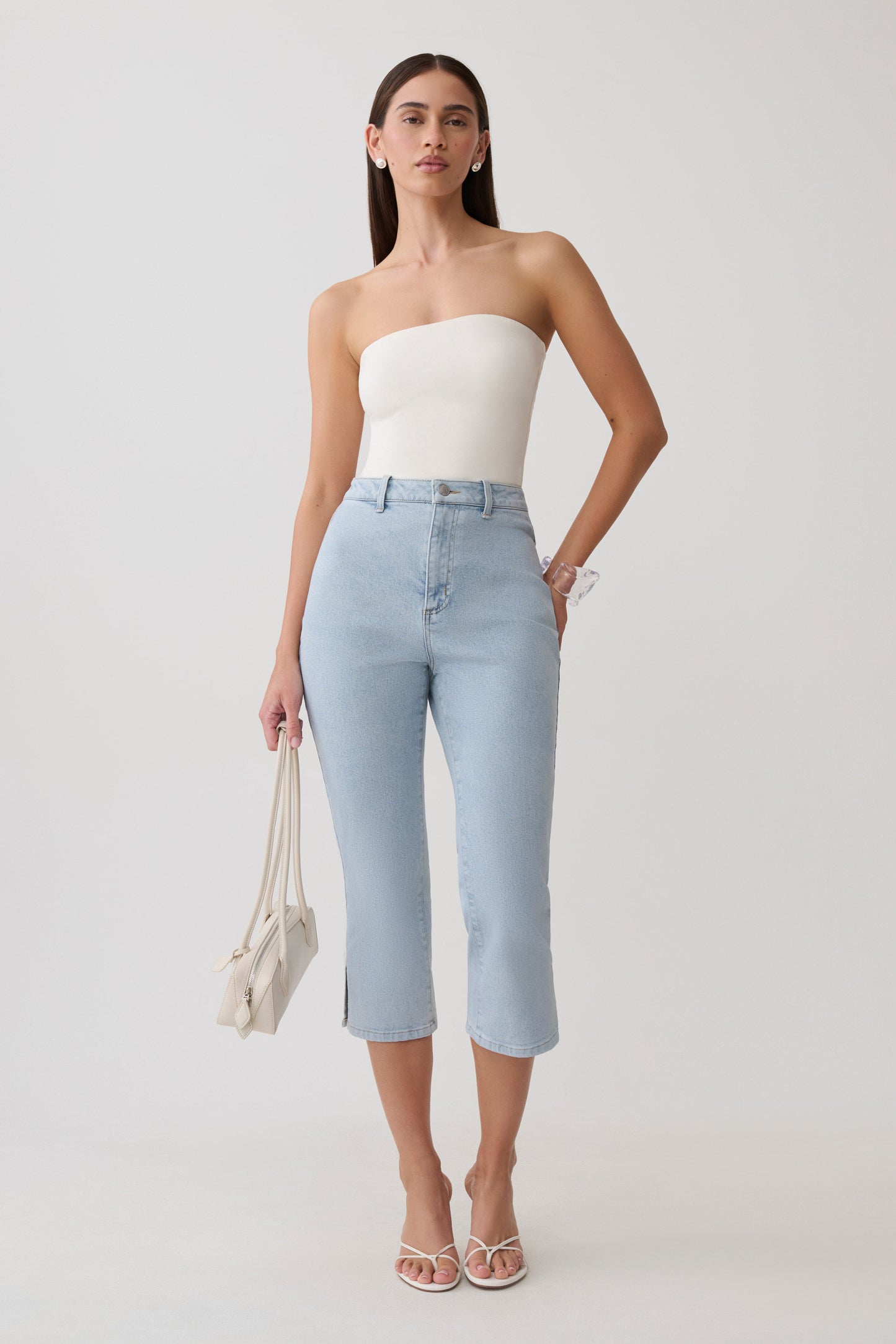 Mary Denim Capris - Light Blue