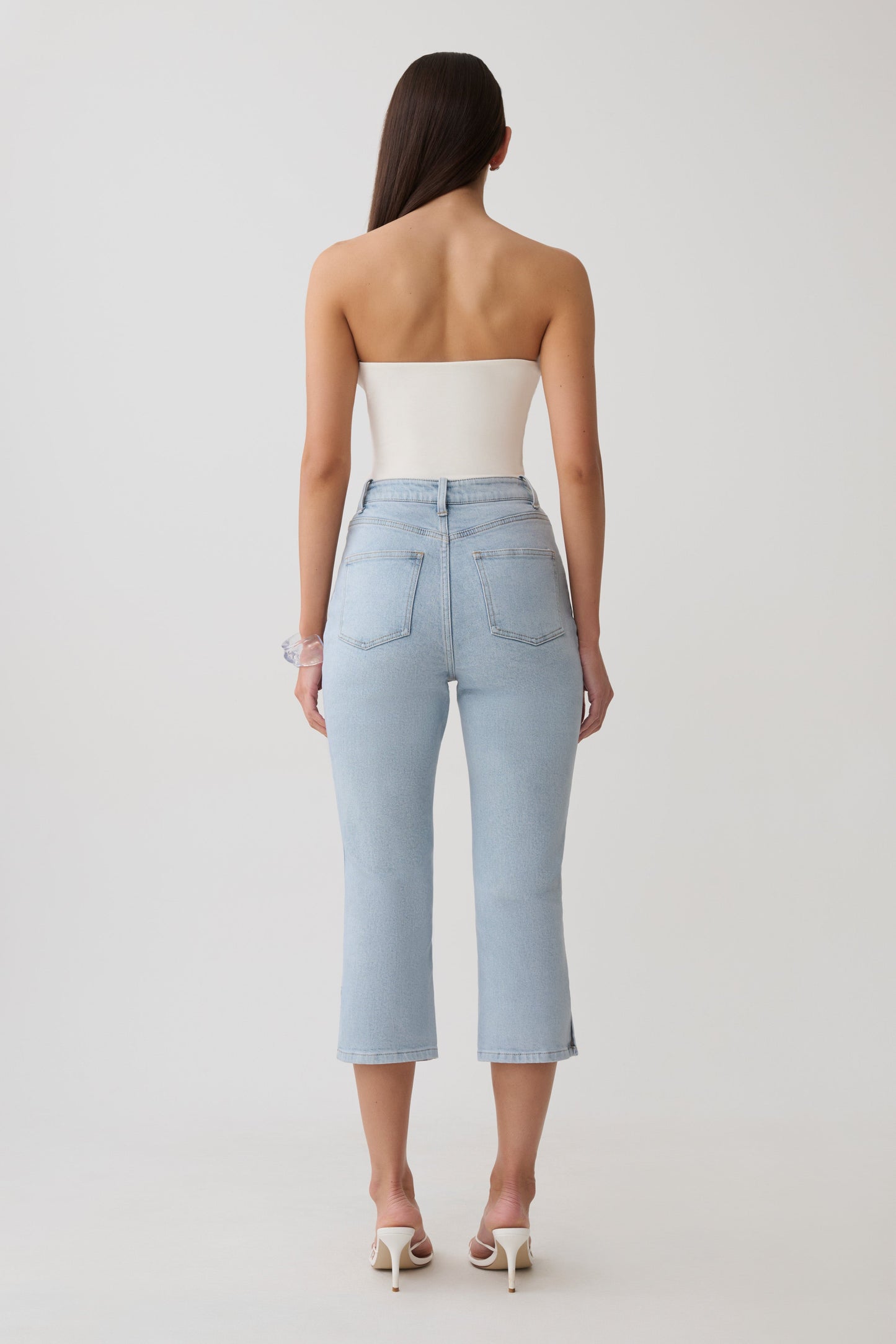 Mary Denim Capris - Light Blue