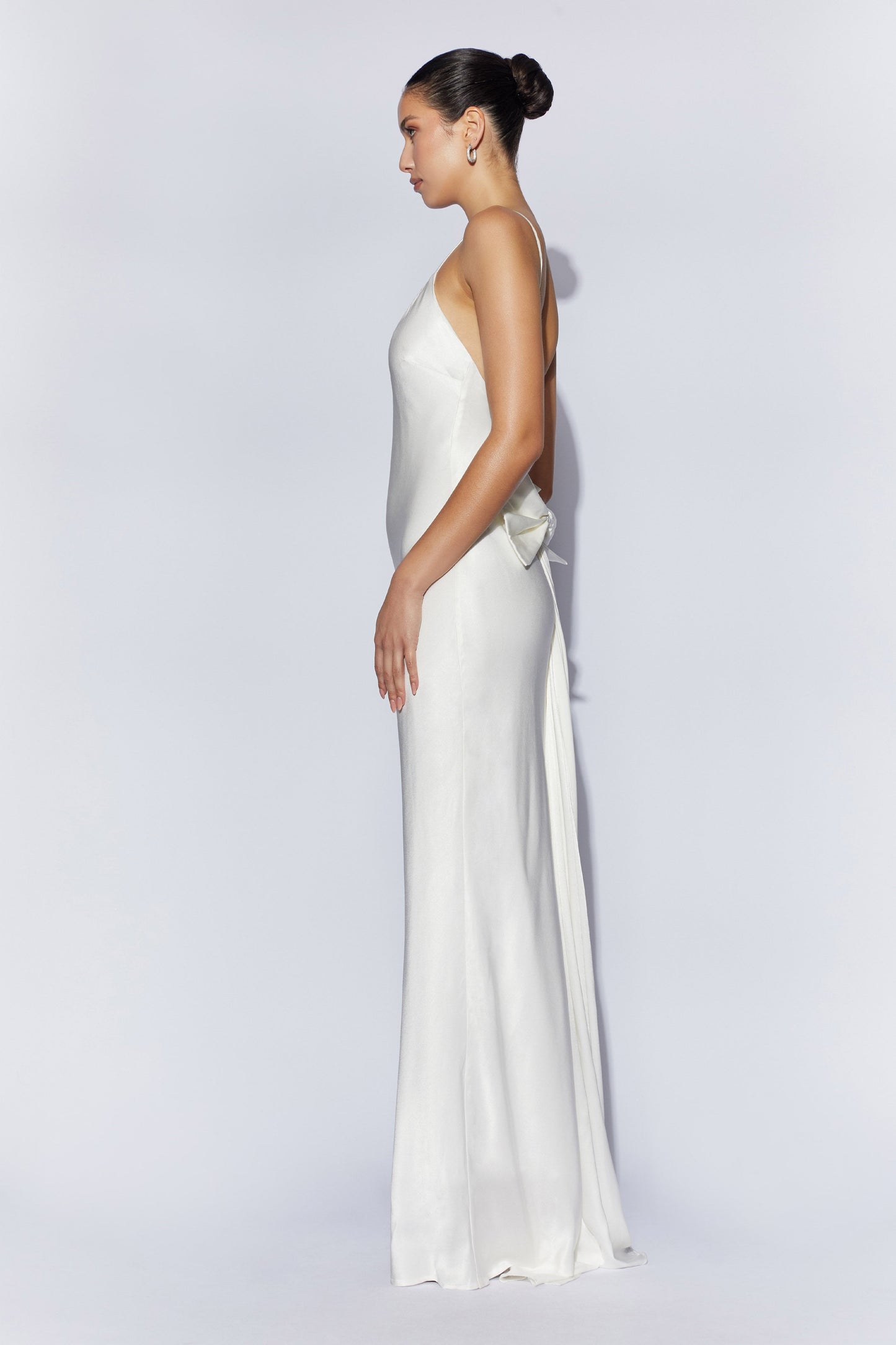 Kailey Low Back Maxi Dress With Bow Train - White