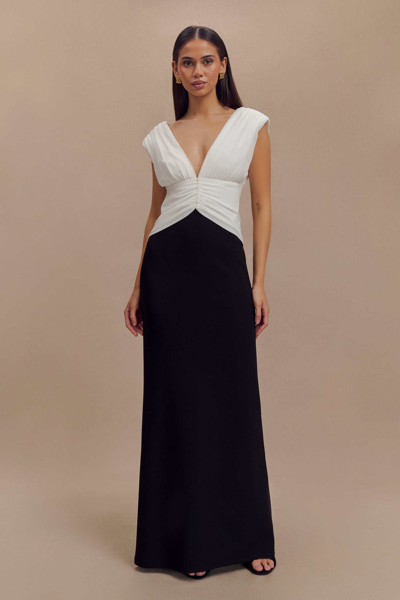 Monique Contrast Maxi Dress / Black | MESHKI | XXL Monique Contrast Maxi Dress / Black | MESHKI | XXL