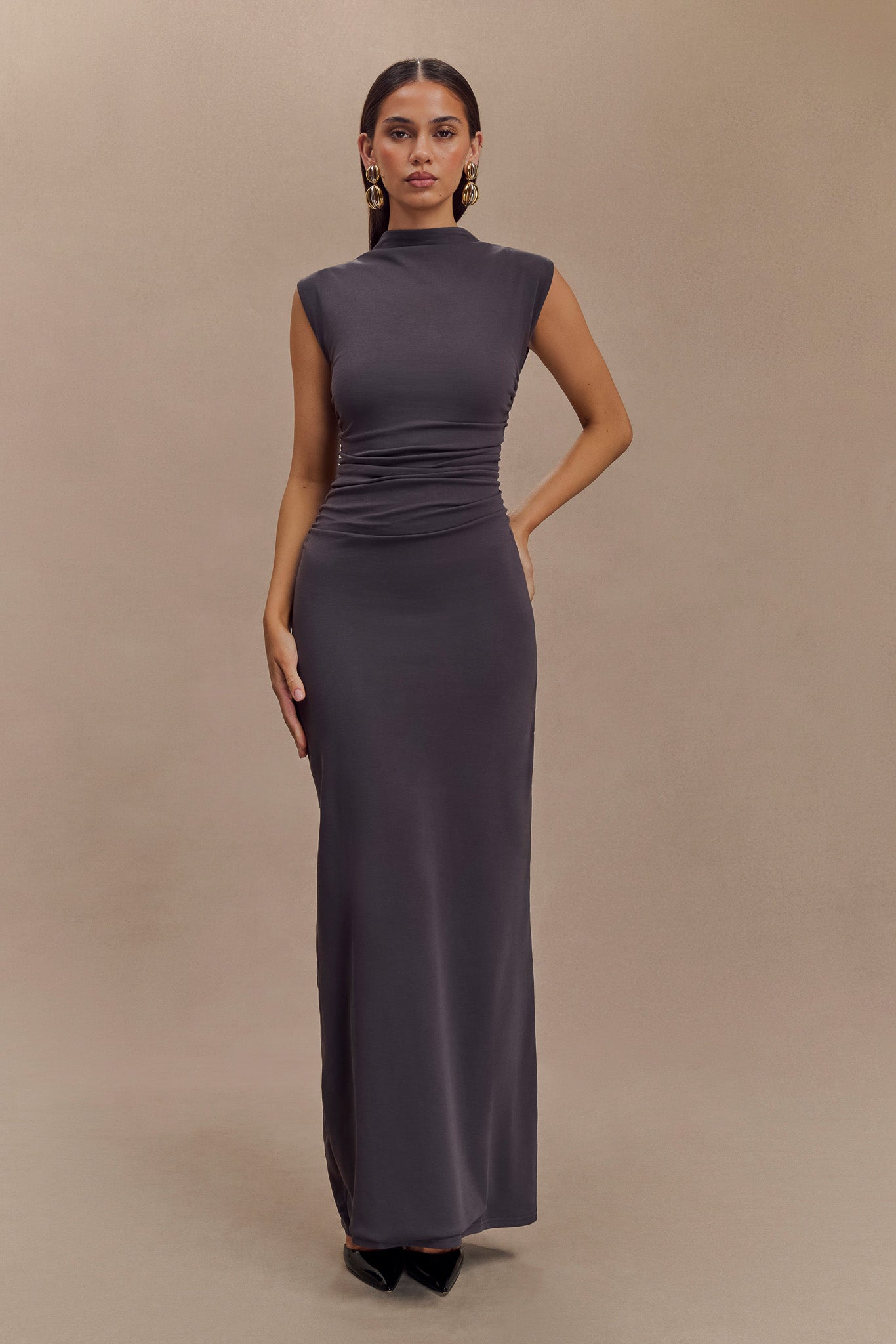 Xumplo Women's High Neck Sleeveless Evening Dress - Vintage Bodycon Maxi Dress For Weddings & Parties