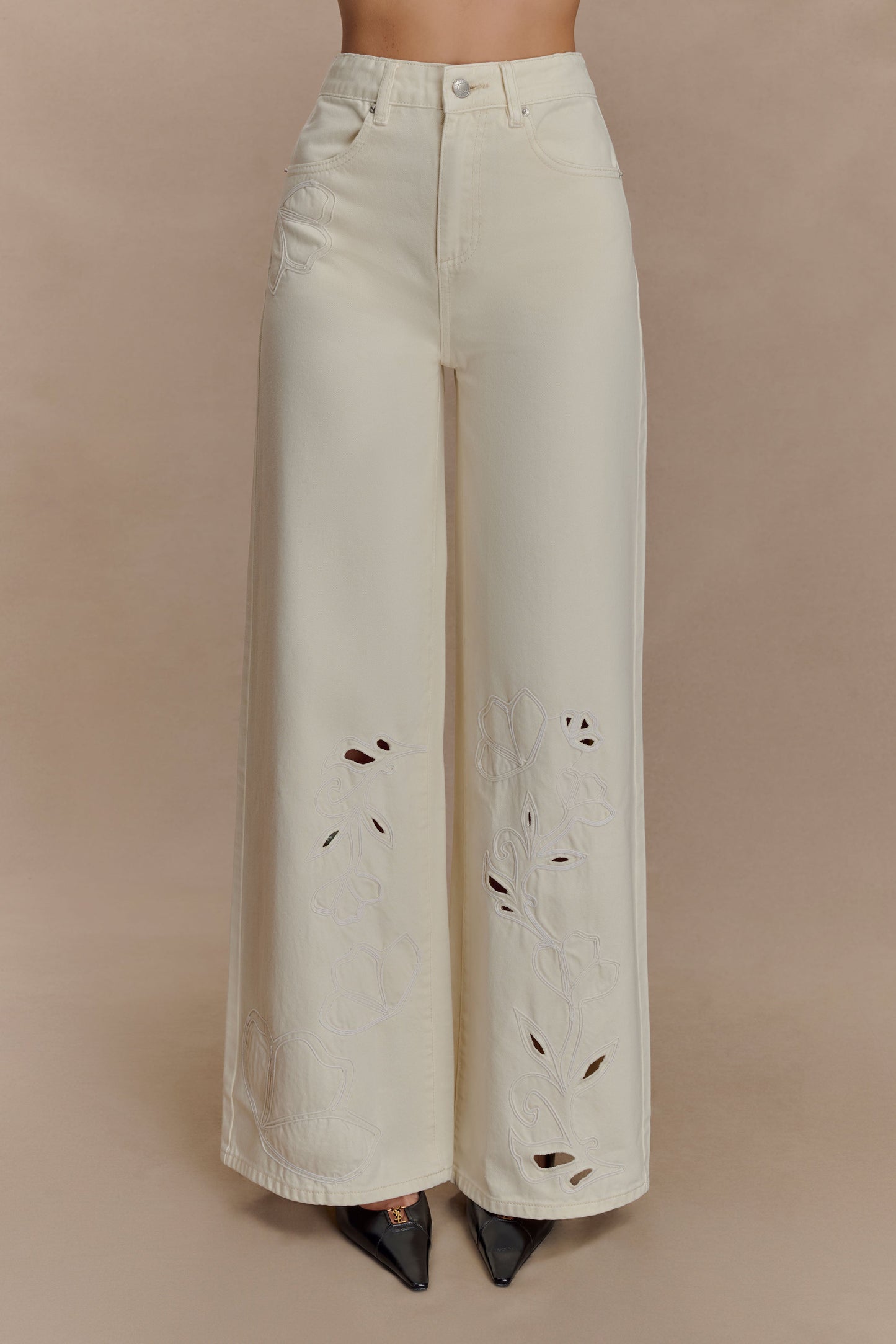 Carmella Embroided Jeans - Ecru