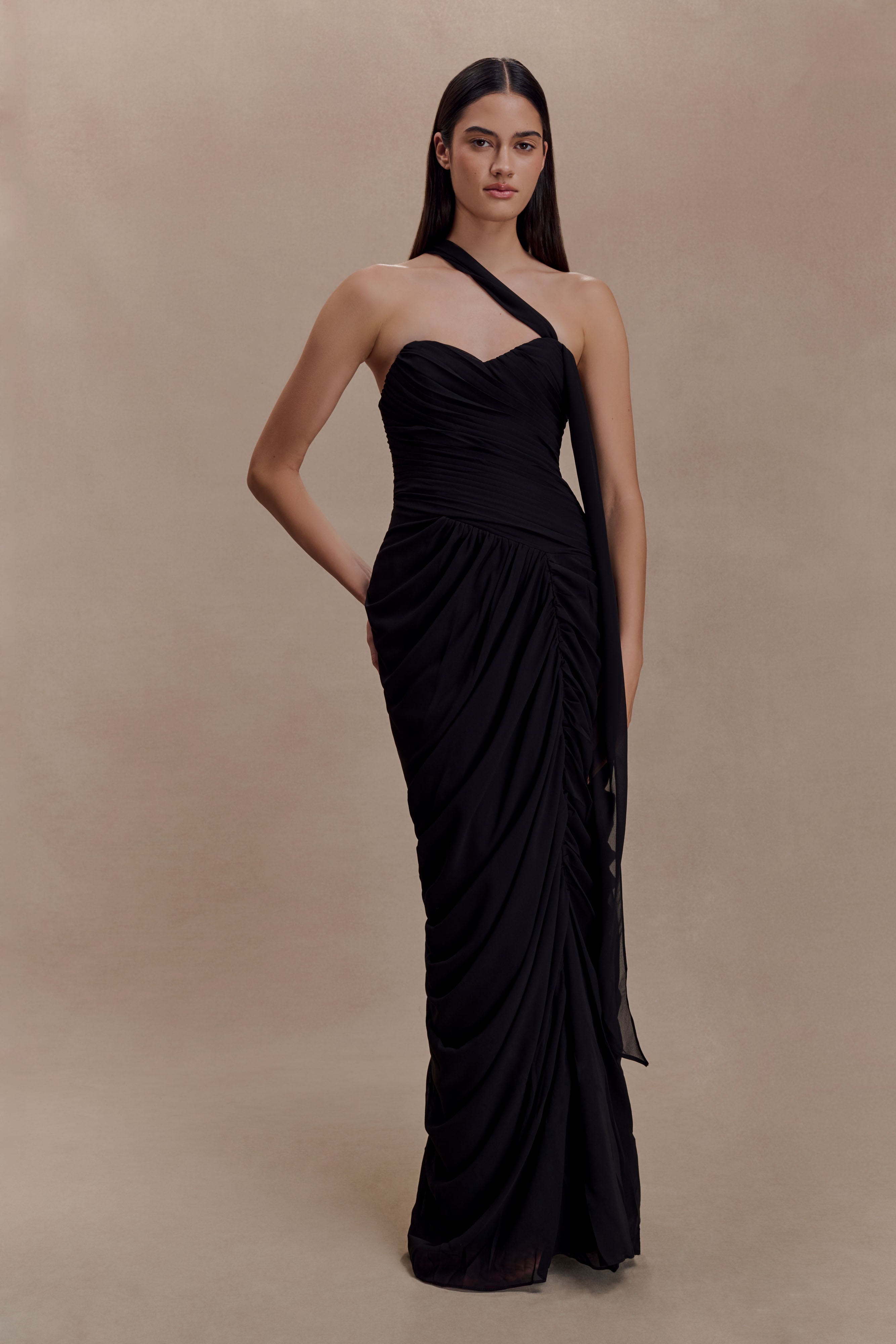 Micaela Chiffon Gathered Maxi Dress - Black | MESHKI US