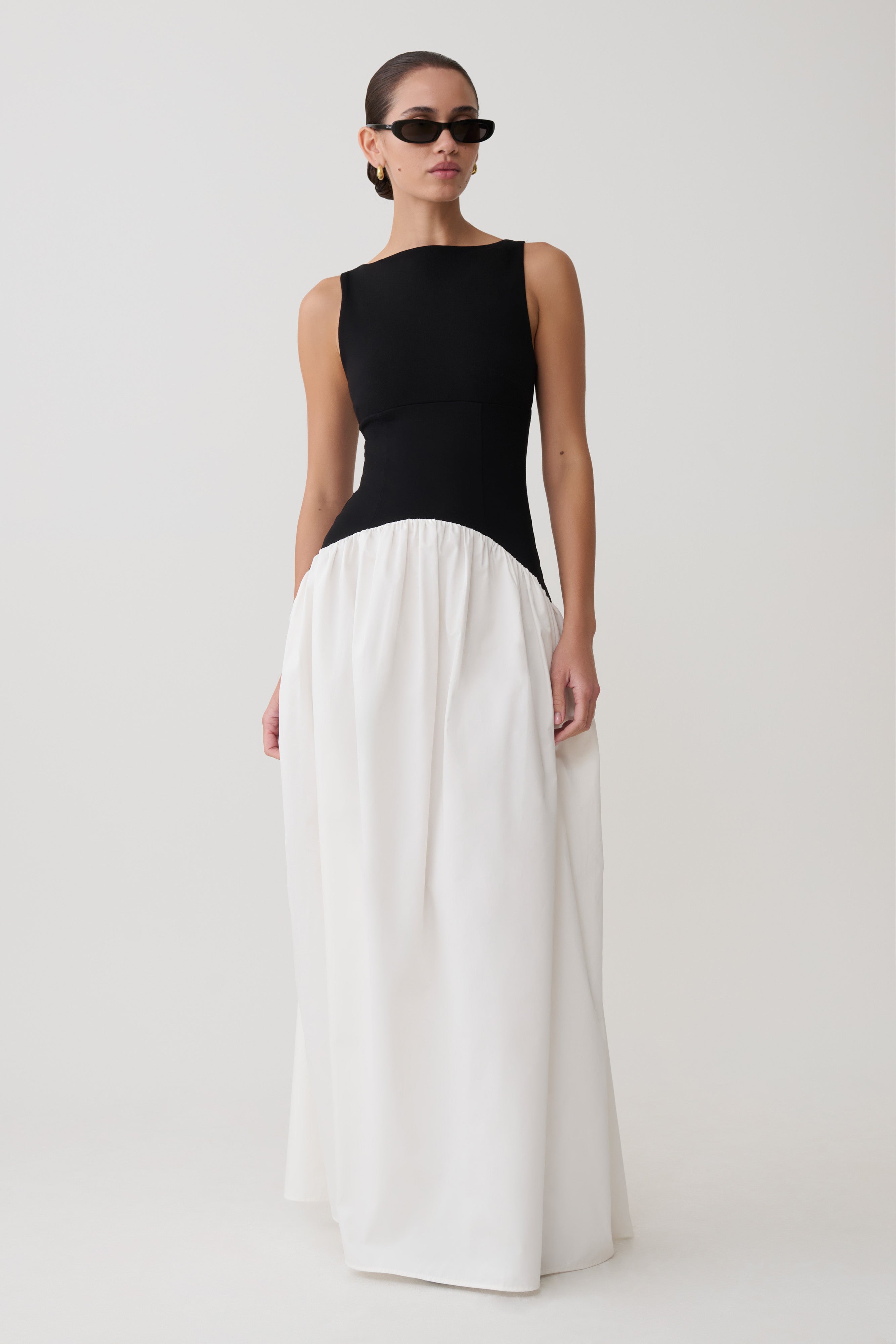 Acacia Contrast Sleeveless Maxi Dress / Black/White | MESHKI | XS Acacia Contrast Sleeveless Maxi Dress / Black/White | MESHKI | XS