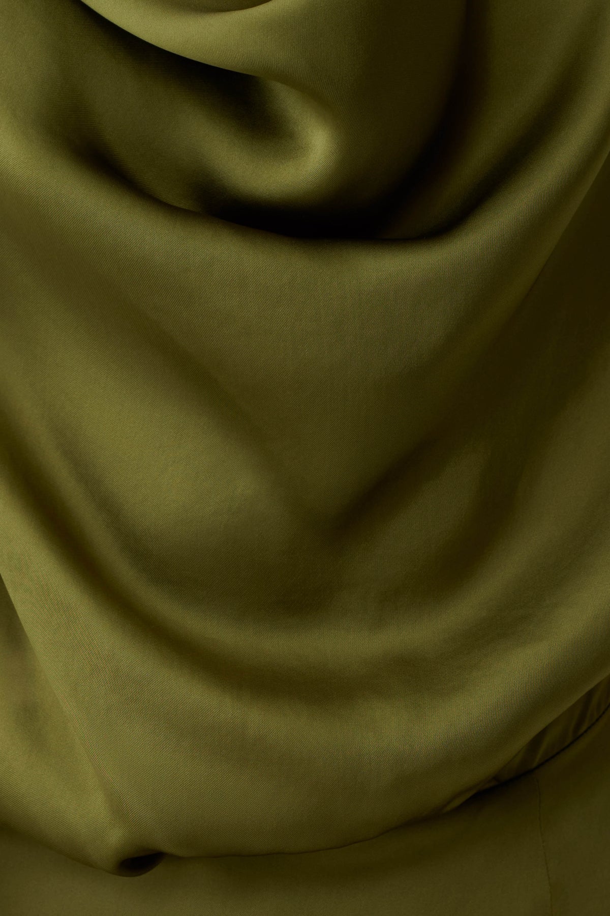 Keena Satin Midi Dress With Fringe Scarf - Olive