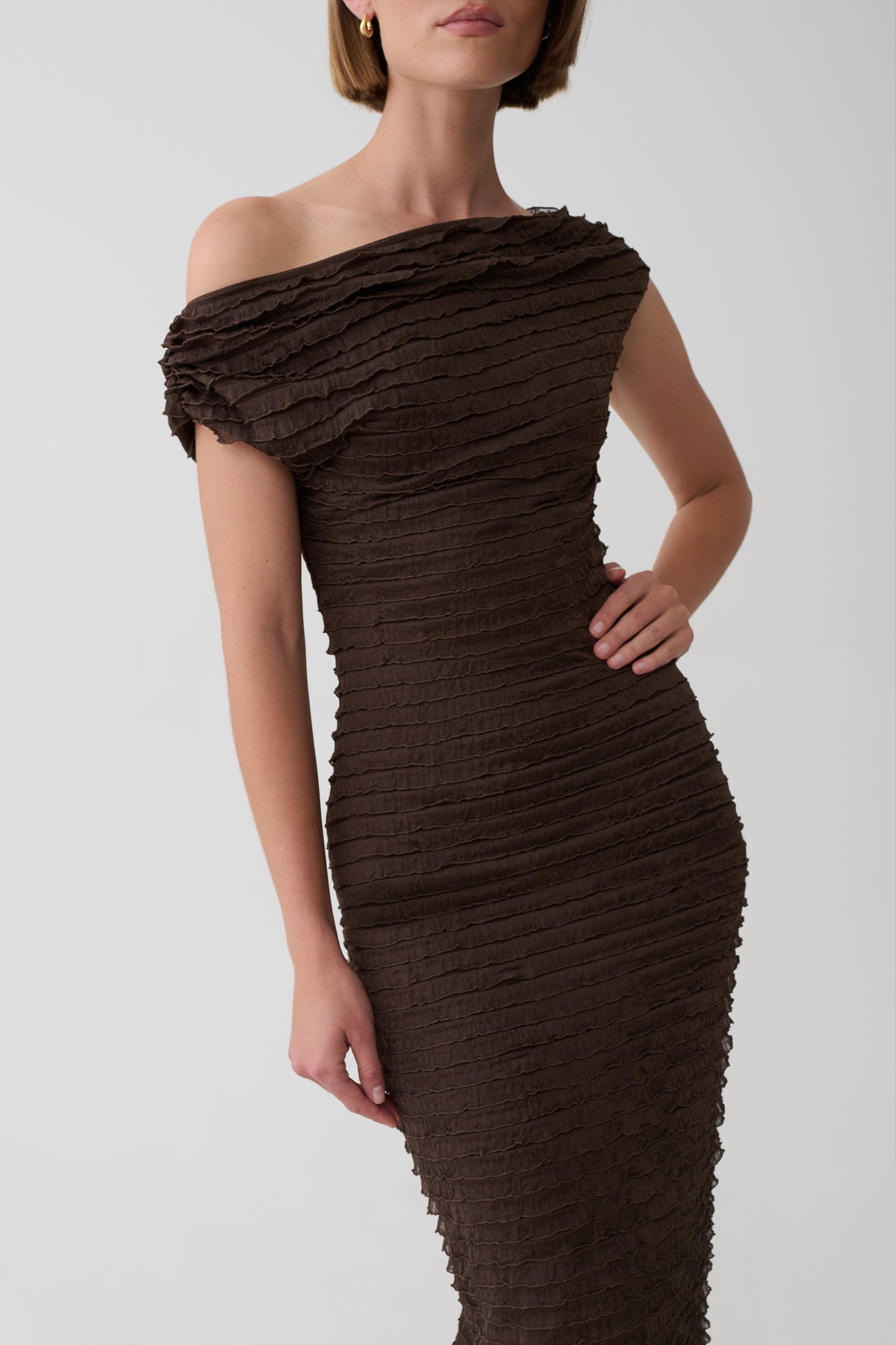 Nara Frilled Midi Dress - Chocolate
