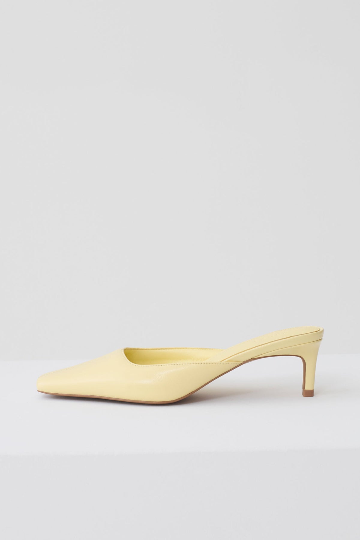 Stevie Pointed Square Toe Mule - Lemon