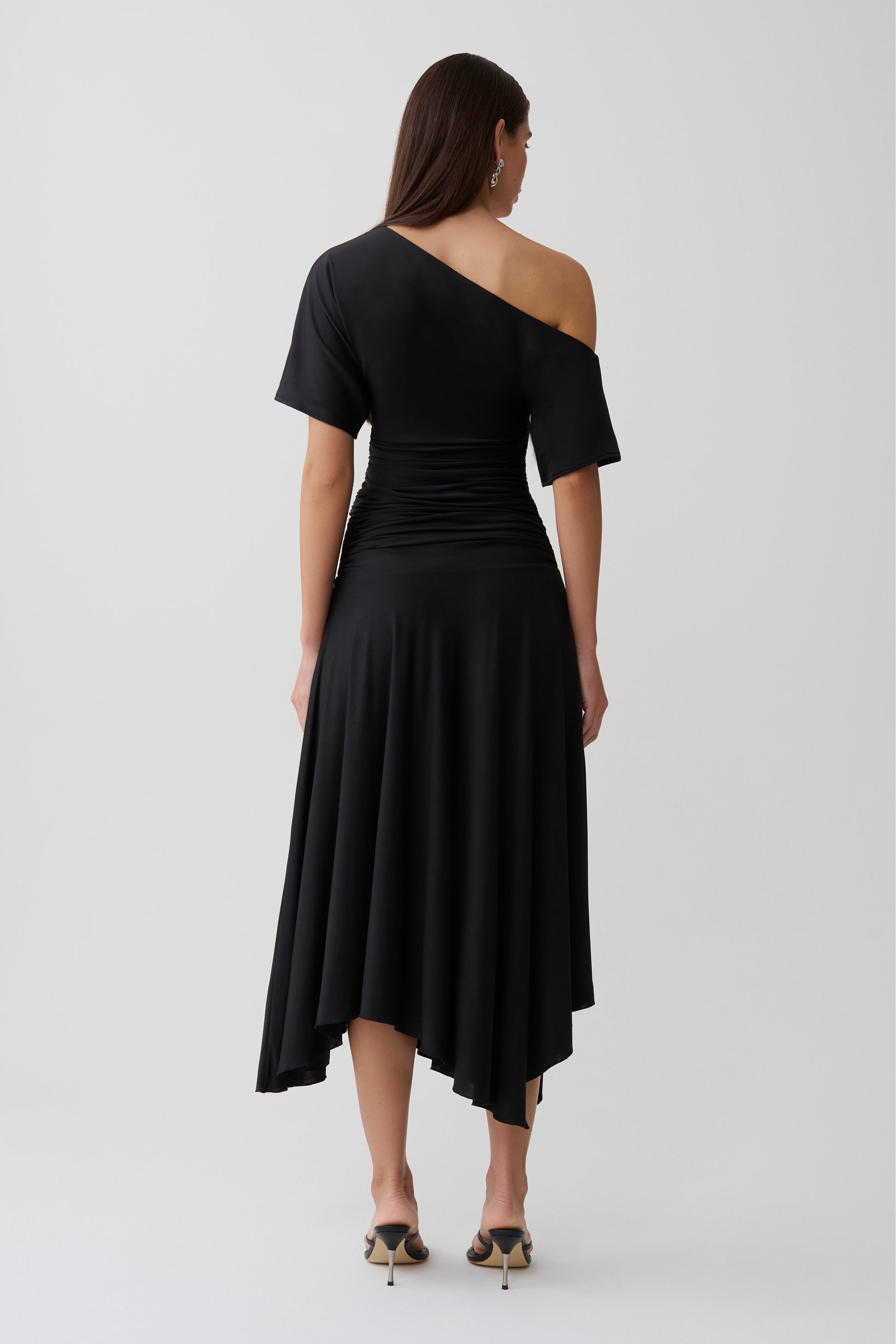 Luu Slinky Midi Skirt / Black | MESHKI