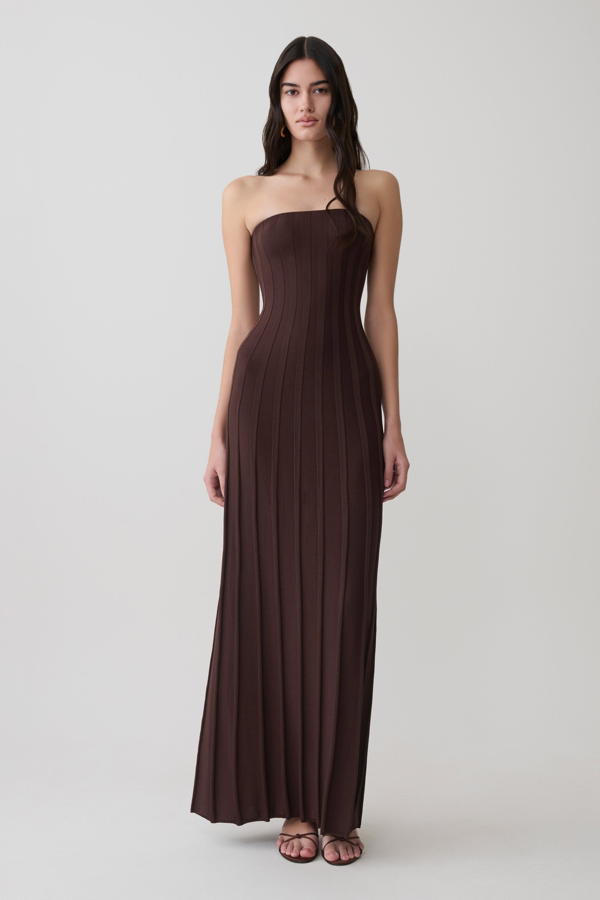 Pia Ribbed Strapless Maxi Dress / Chocolate | MESHKI