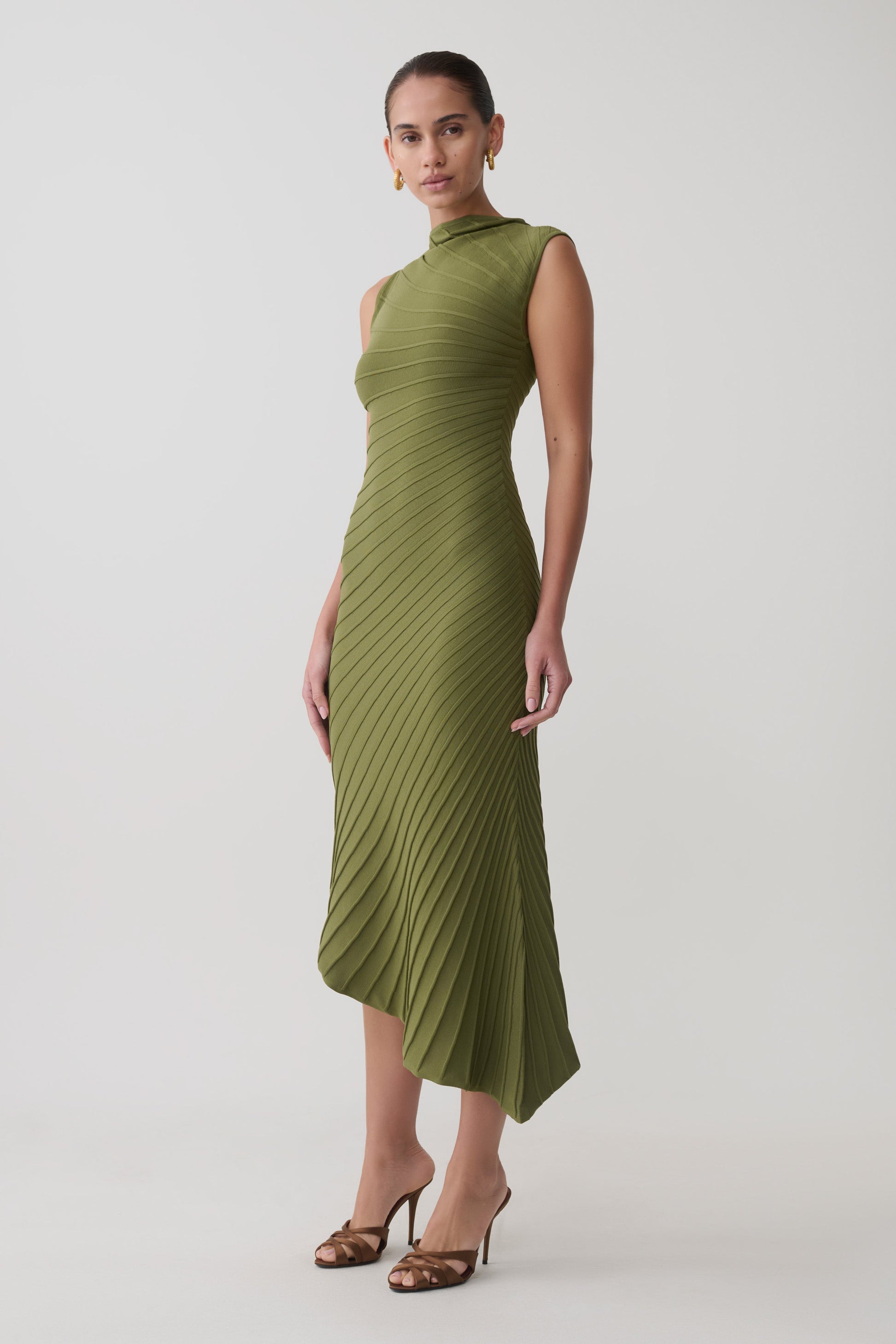 Milasandra Pleated Knit Dress / Olive | MESHKI