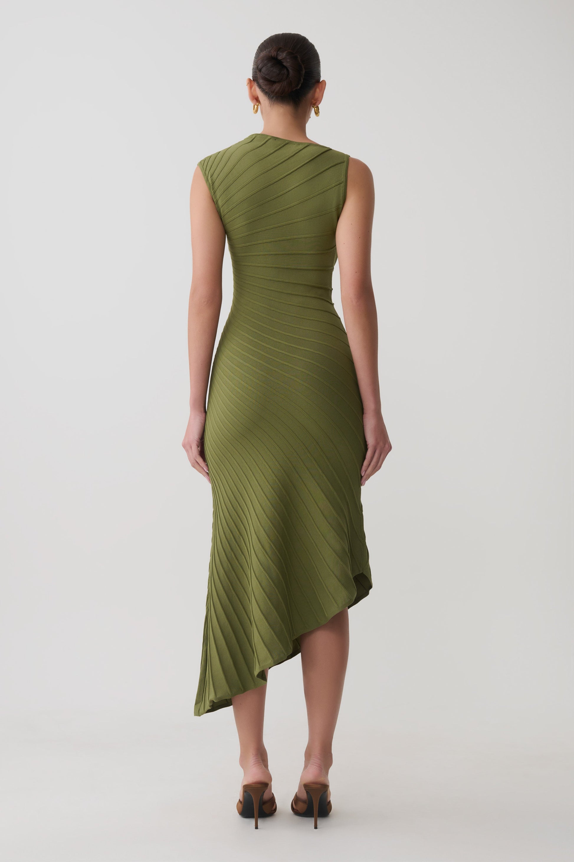 Milasandra Pleated Knit Dress / Olive | MESHKI