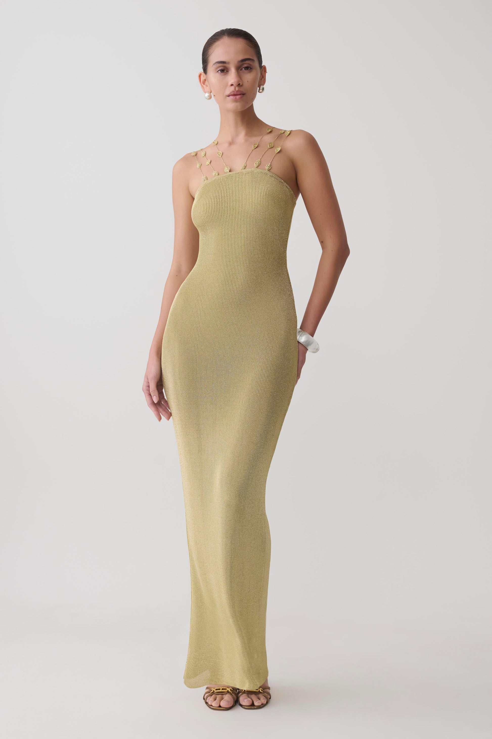 Shami Lurex Maxi Dress With Flowers / Gold | MESHKI