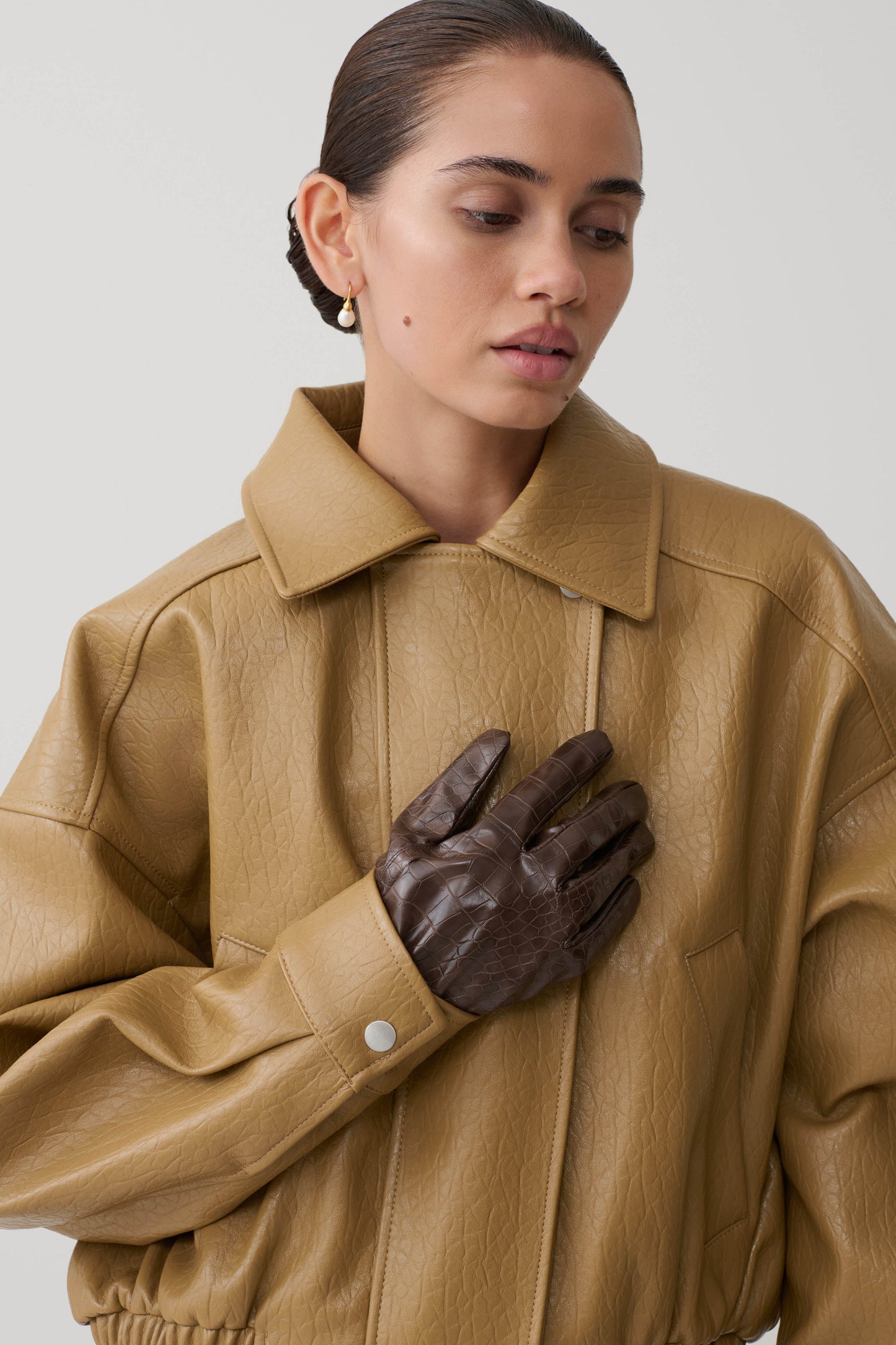 Atlas Faux Leather Crocodile Gloves - Chocolate