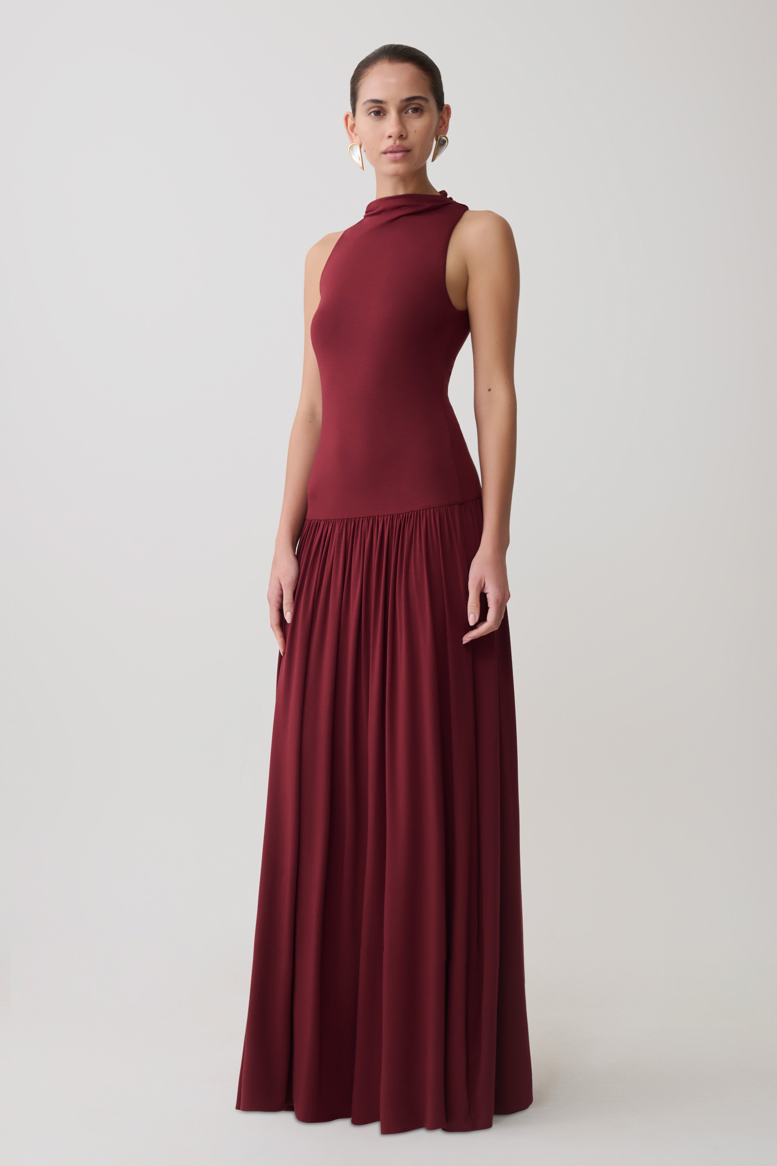 Red Dresses for Women - Shop Online & MESHKI US