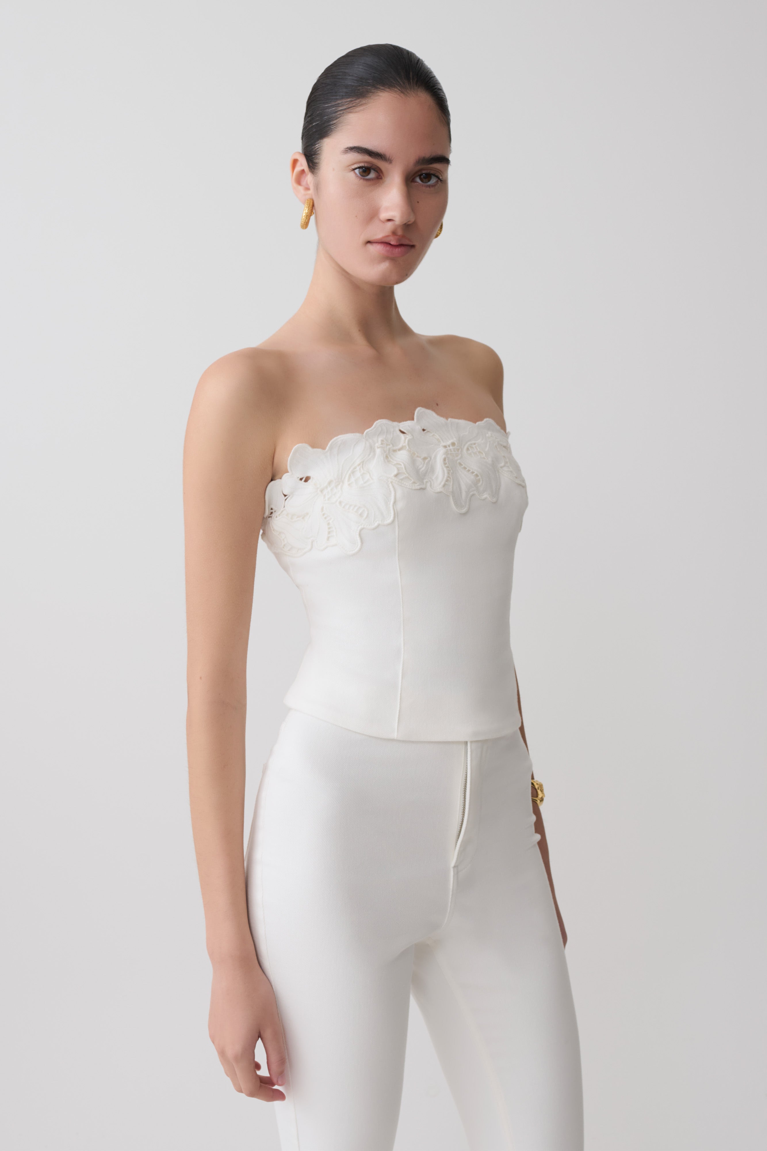 Tillie Flower Embroidery Strapless Denim Top - White | MESHKI US