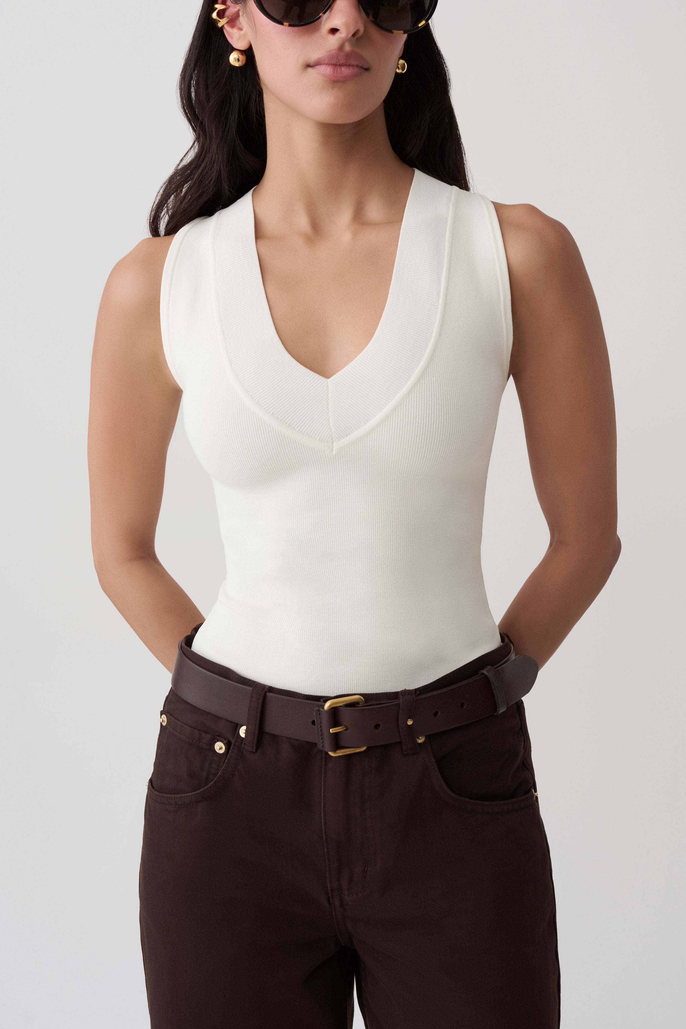 Claudina V-Neck Knit Tank - Ivory | MESHKI US