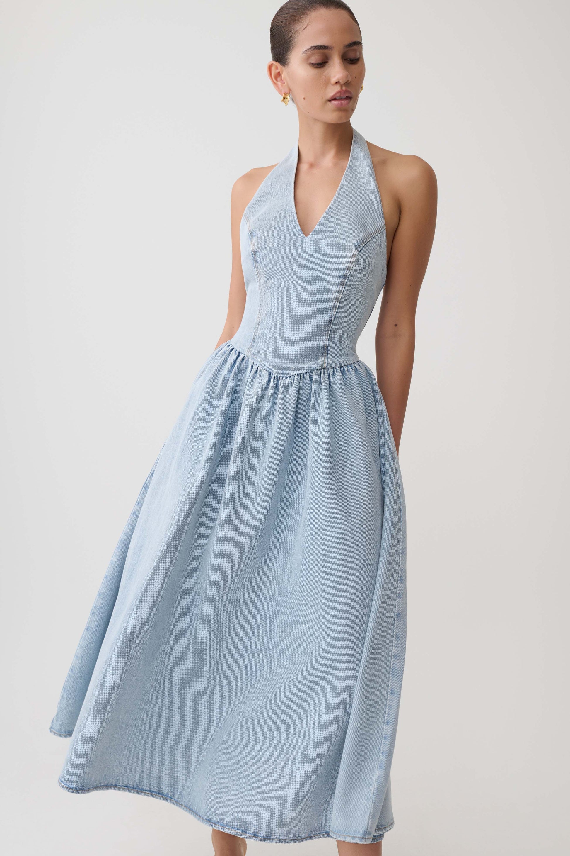 Miller Denim Halter Midi Dress / Classic Blue | MESHKI