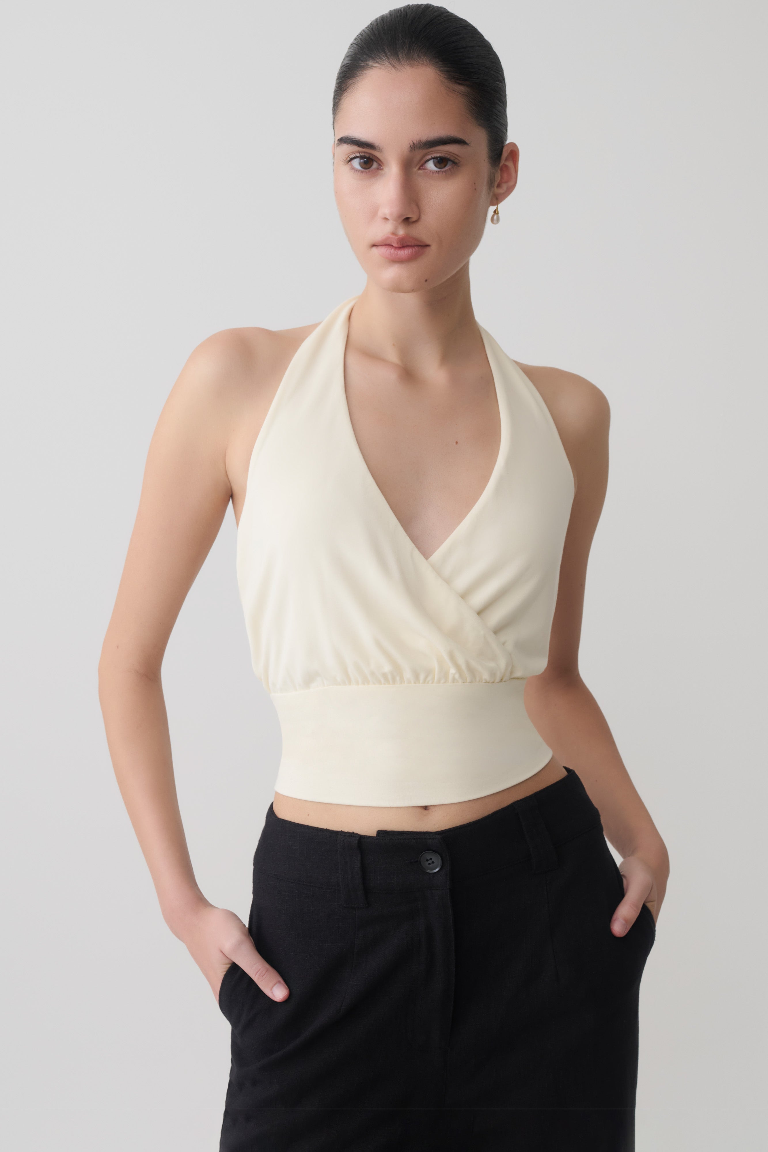 新品/タグ付　MESHKI アイボリー ベアトップ・チューブトップ Women's Tops - Shop Online | MESHKI US