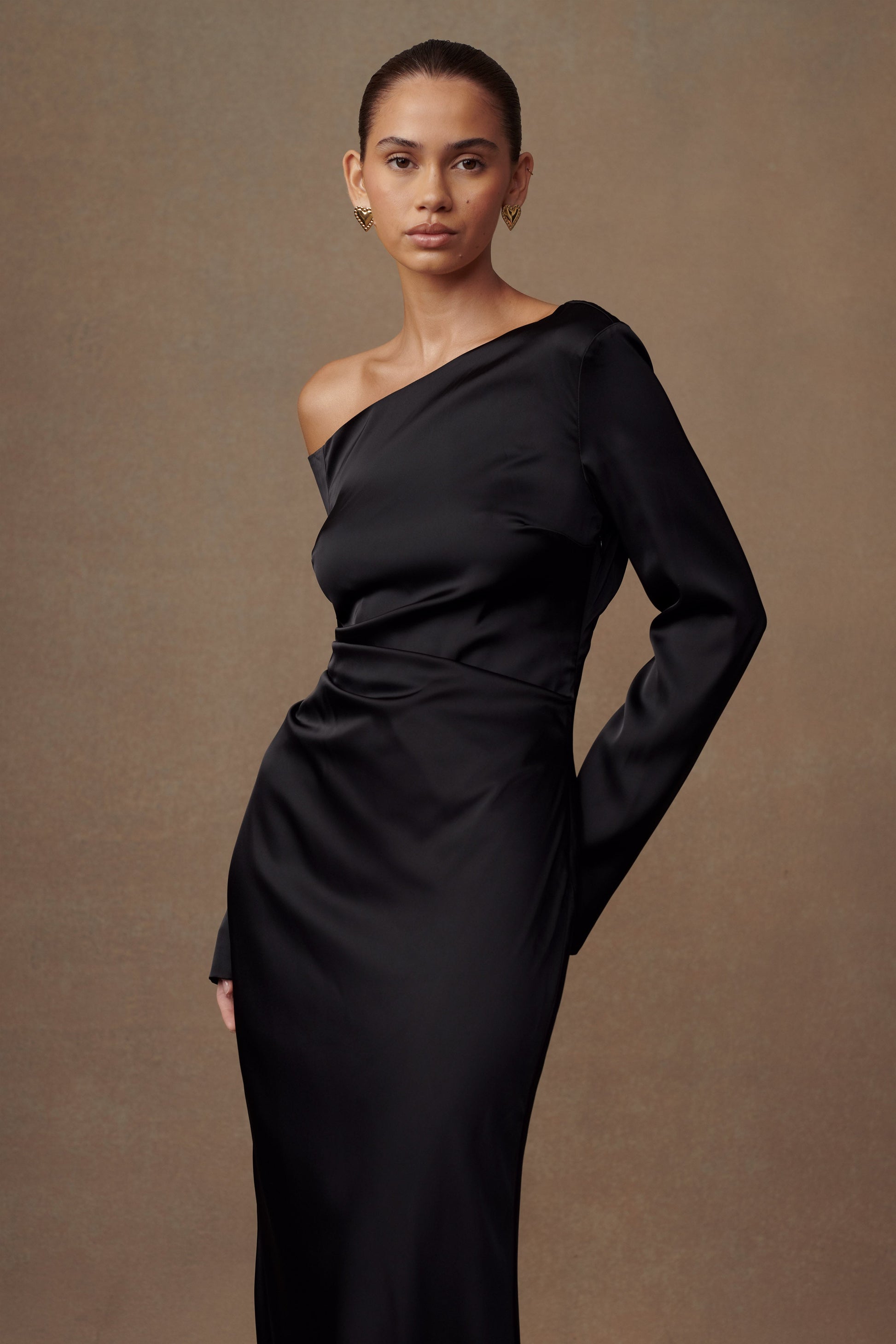 Avery Long Sleeve Maxi Dress - Black | MESHKI US Avery Long Sleeve Maxi Dress - Black | MESHKI US