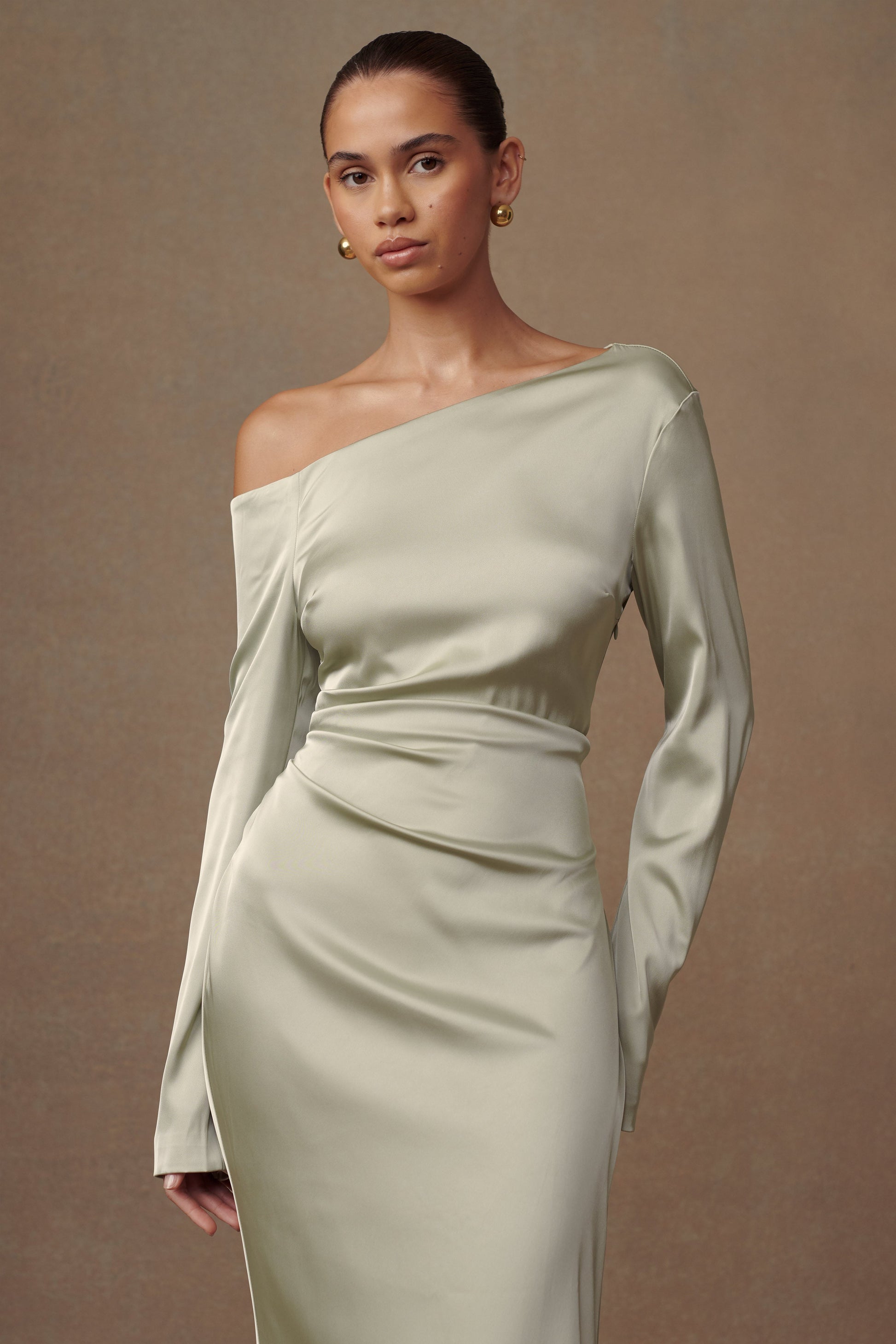 Avery Long Sleeve Maxi Dress - Sage | MESHKI US Avery Long Sleeve Maxi Dress - Sage | MESHKI US