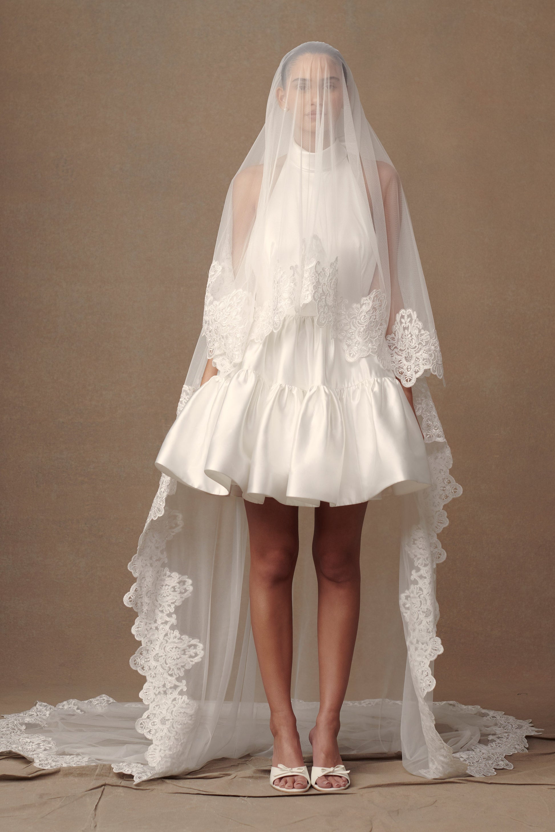 Paulette Lace Trim Veil - White | MESHKI US Paulette Lace Trim Veil - White | MESHKI US