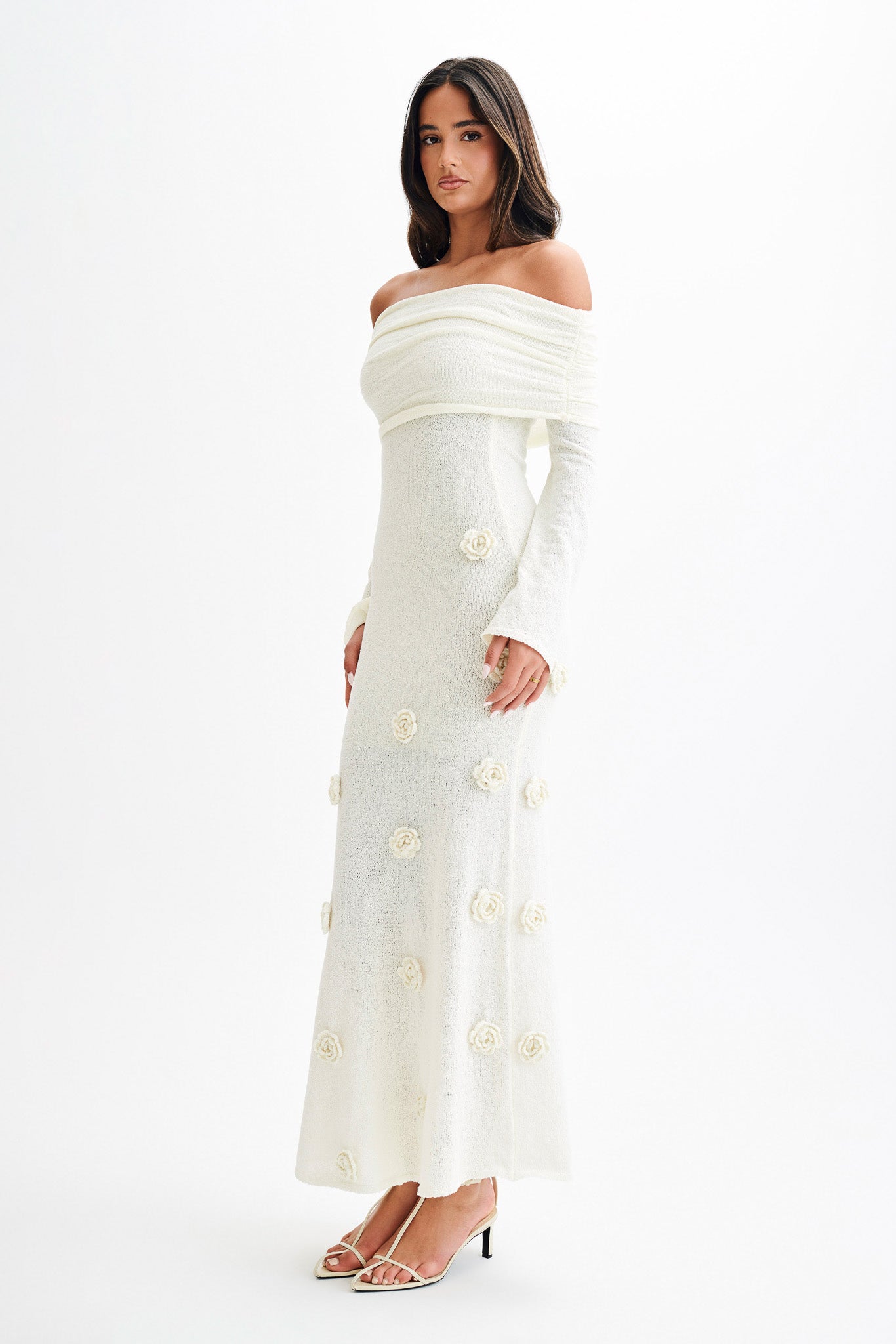 Kiki Off Shoulder Knit Rose Maxi Dress / Ivory | MESHKI