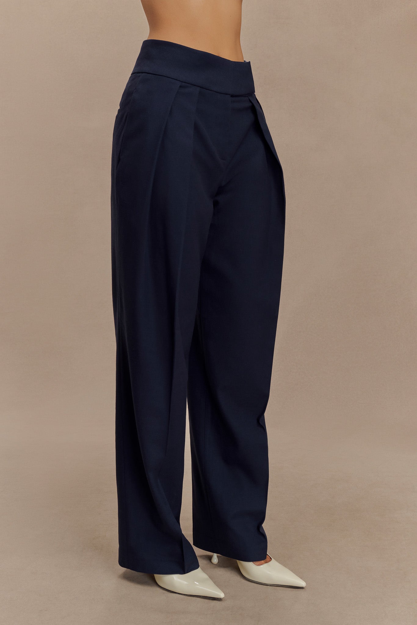 Penelope Pleated High Waisted Pants - Dark Navy | MESHKI US