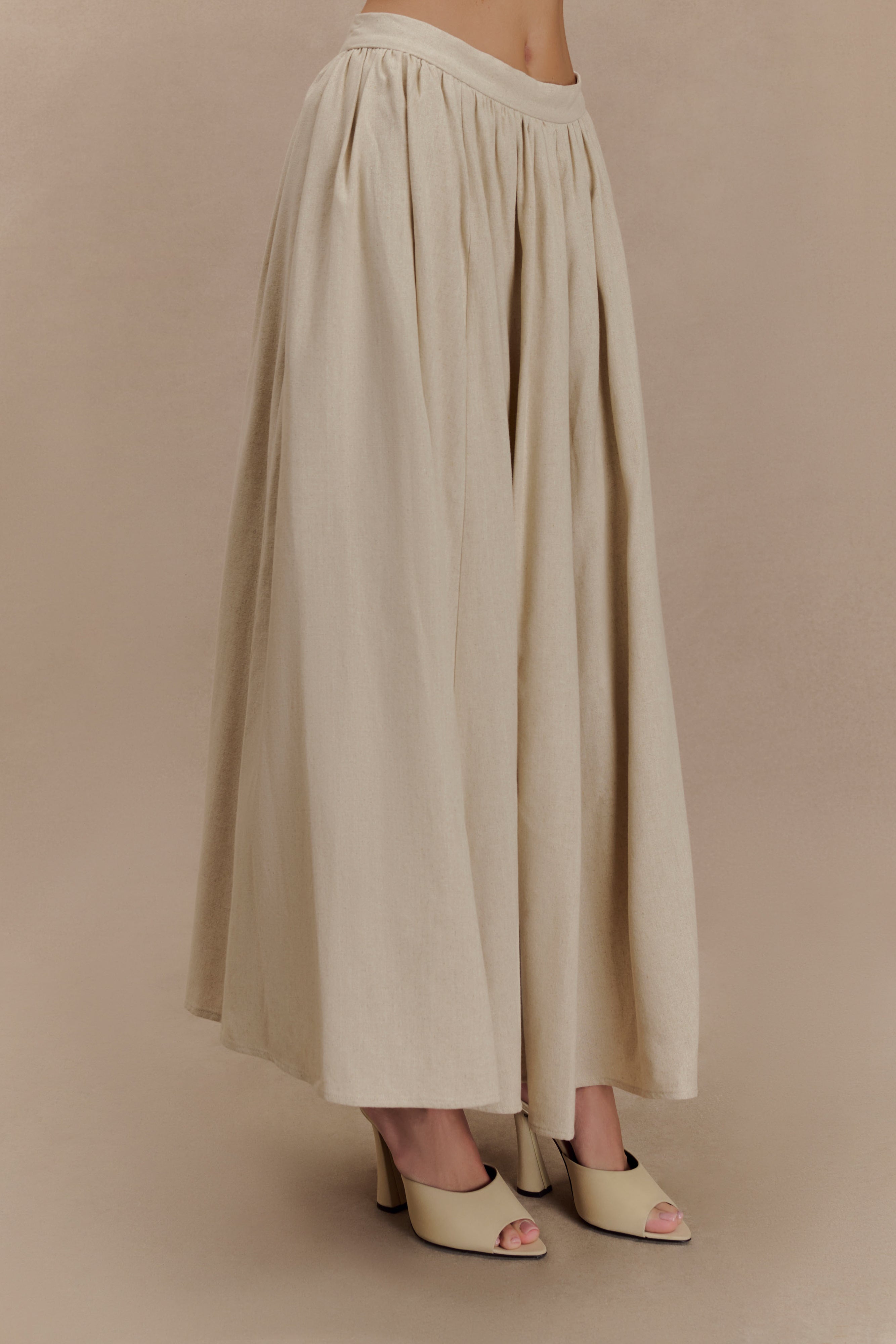 Clarence Linen A-Line Maxi Skirt - Natural | MESHKI US