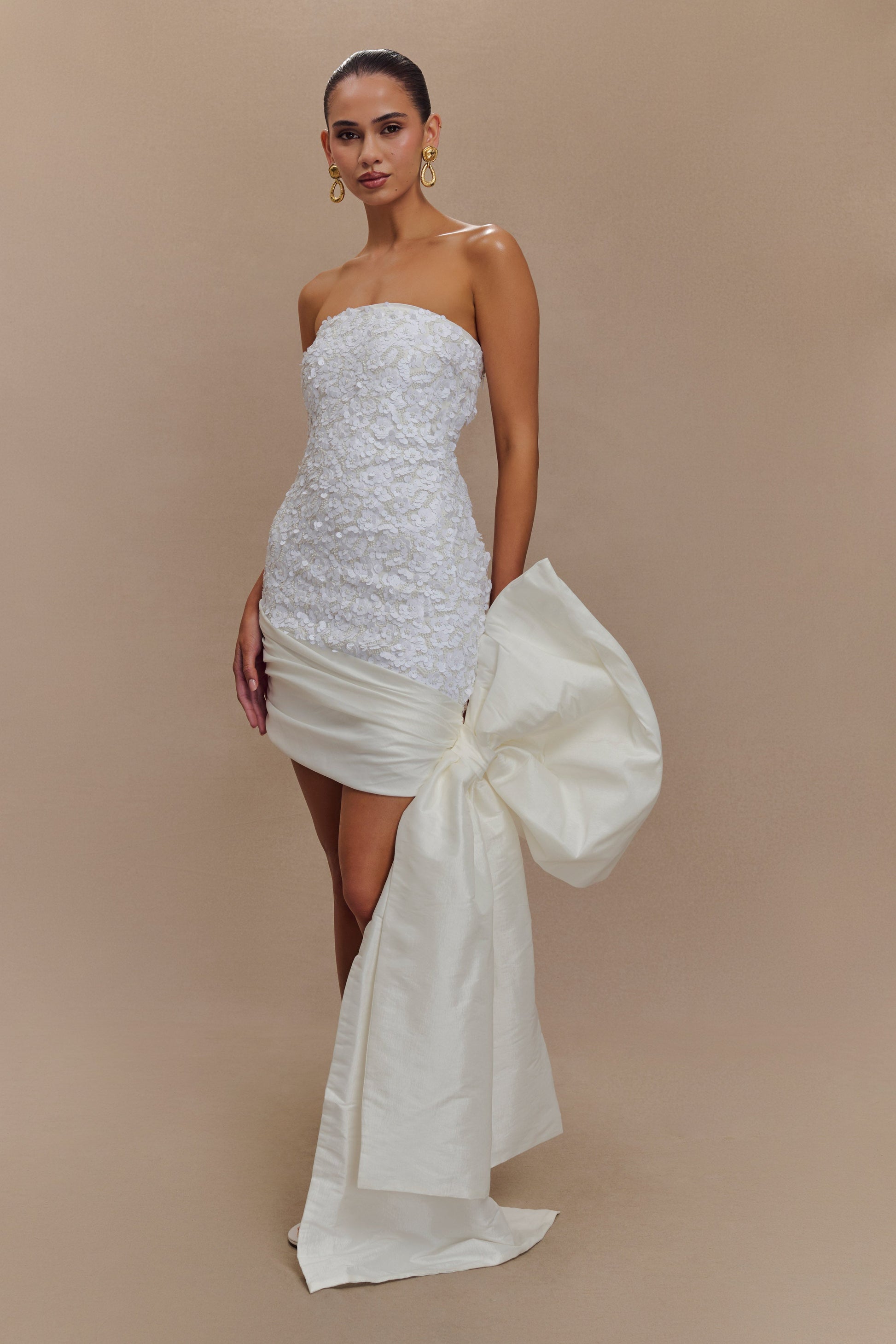 Franka Strapless Bow Mini Dress / White | MESHKI