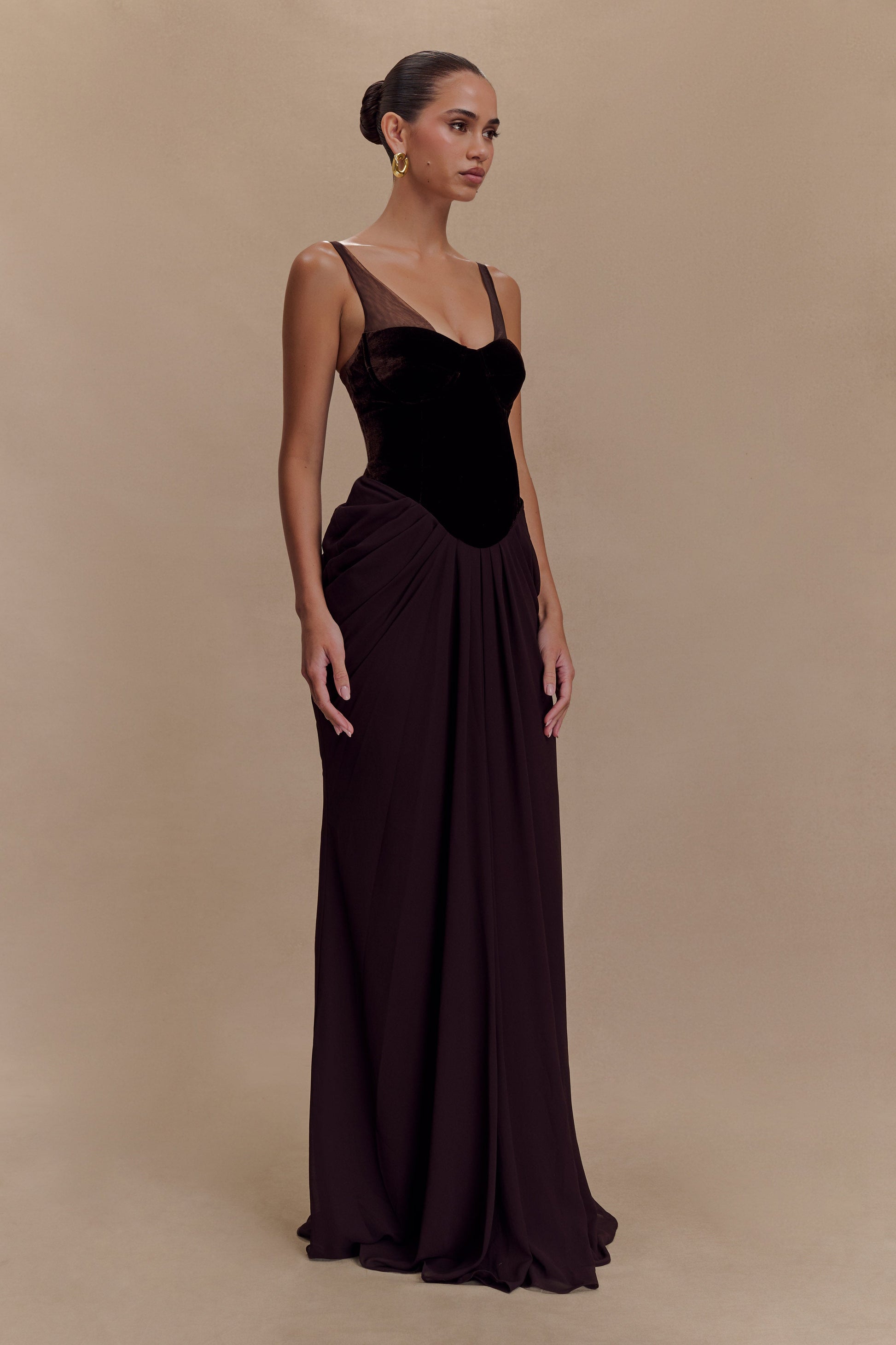 Roxanne Velvet Corset Maxi Dress / Cacao Brown | MESHKI