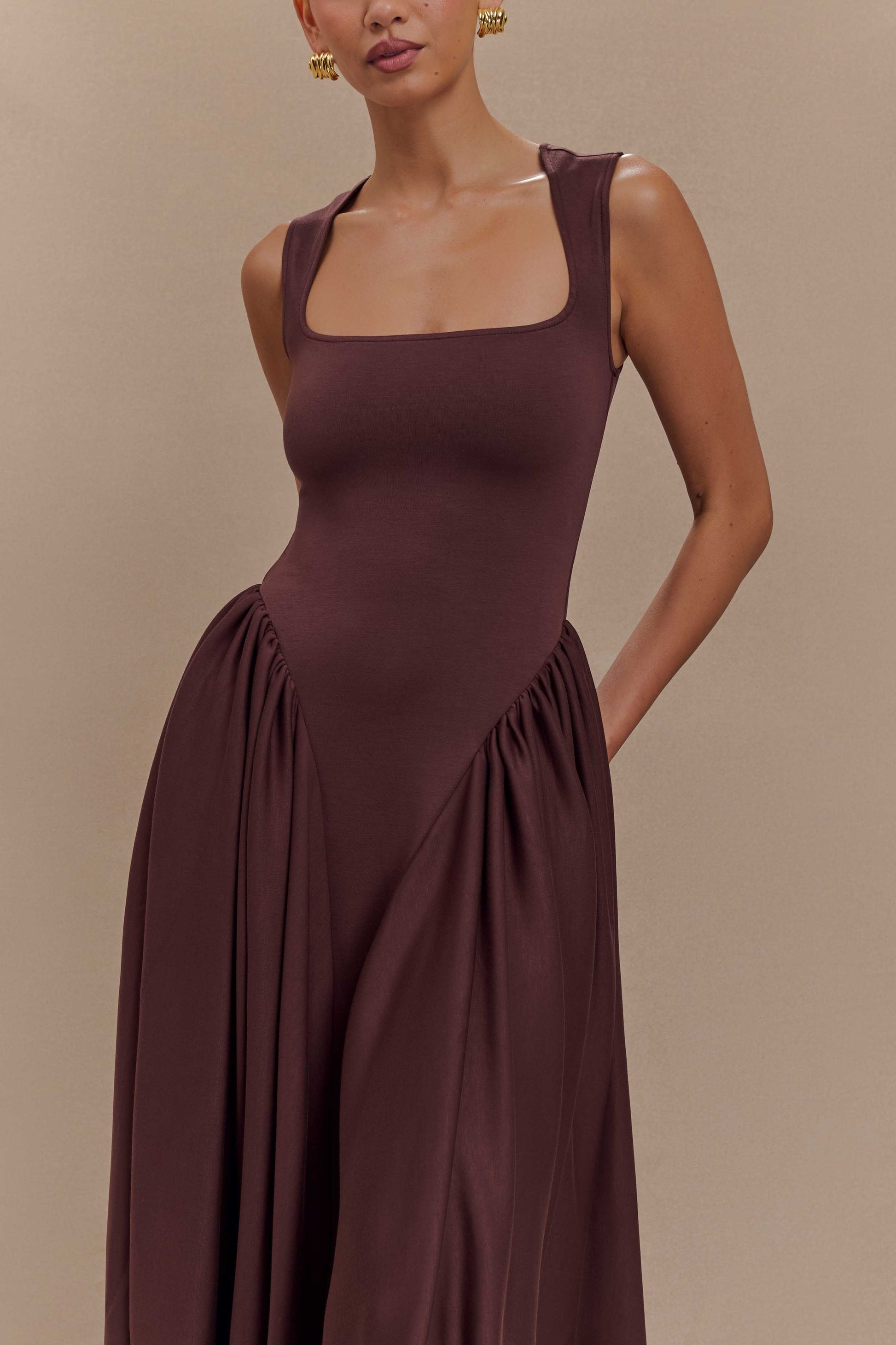 Sharon Scuba Jersey Midi Dress / Cacao Brown | MESHKI | XL Sharon Scuba Jersey Midi Dress / Cacao Brown | MESHKI | XL