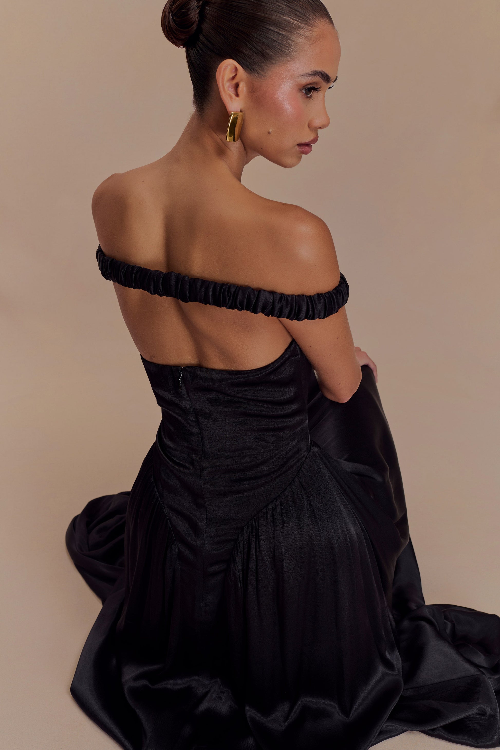Coco Dropped Waist Maxi Dress / Black | MESHKI