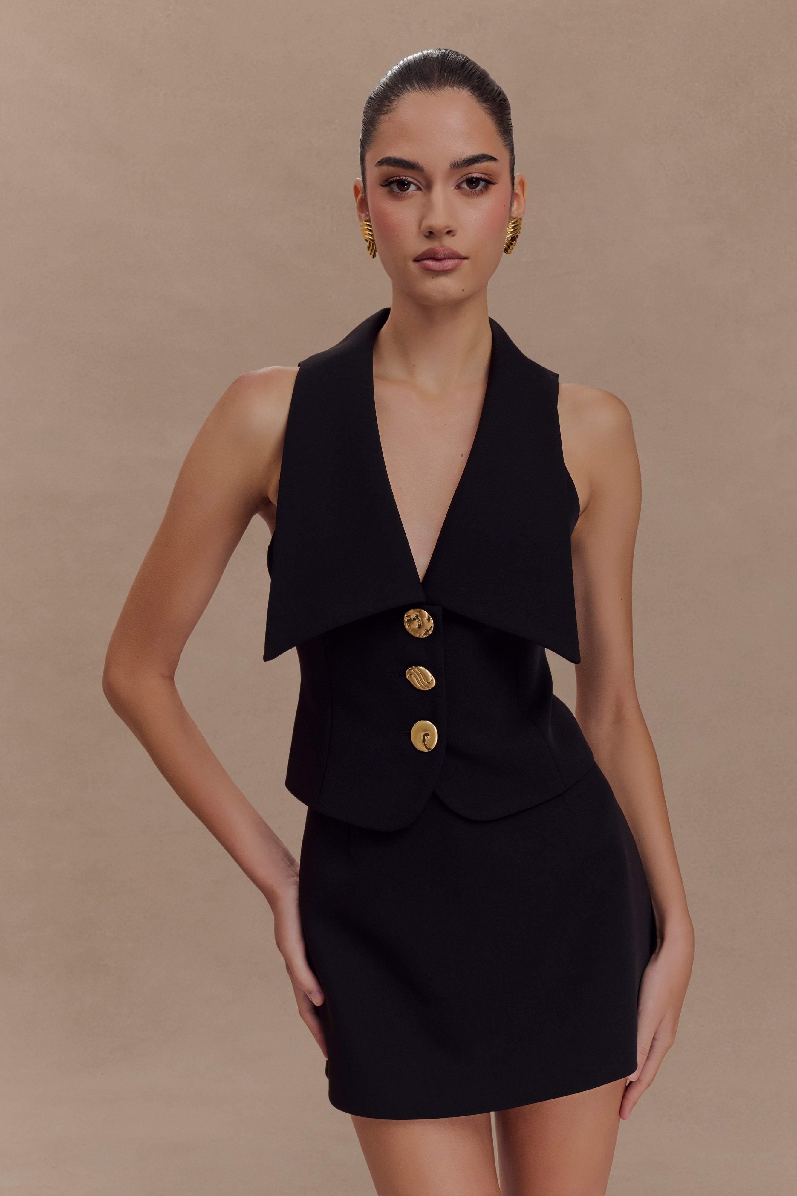 Alix Mixed Button Vest - Black | MESHKI US