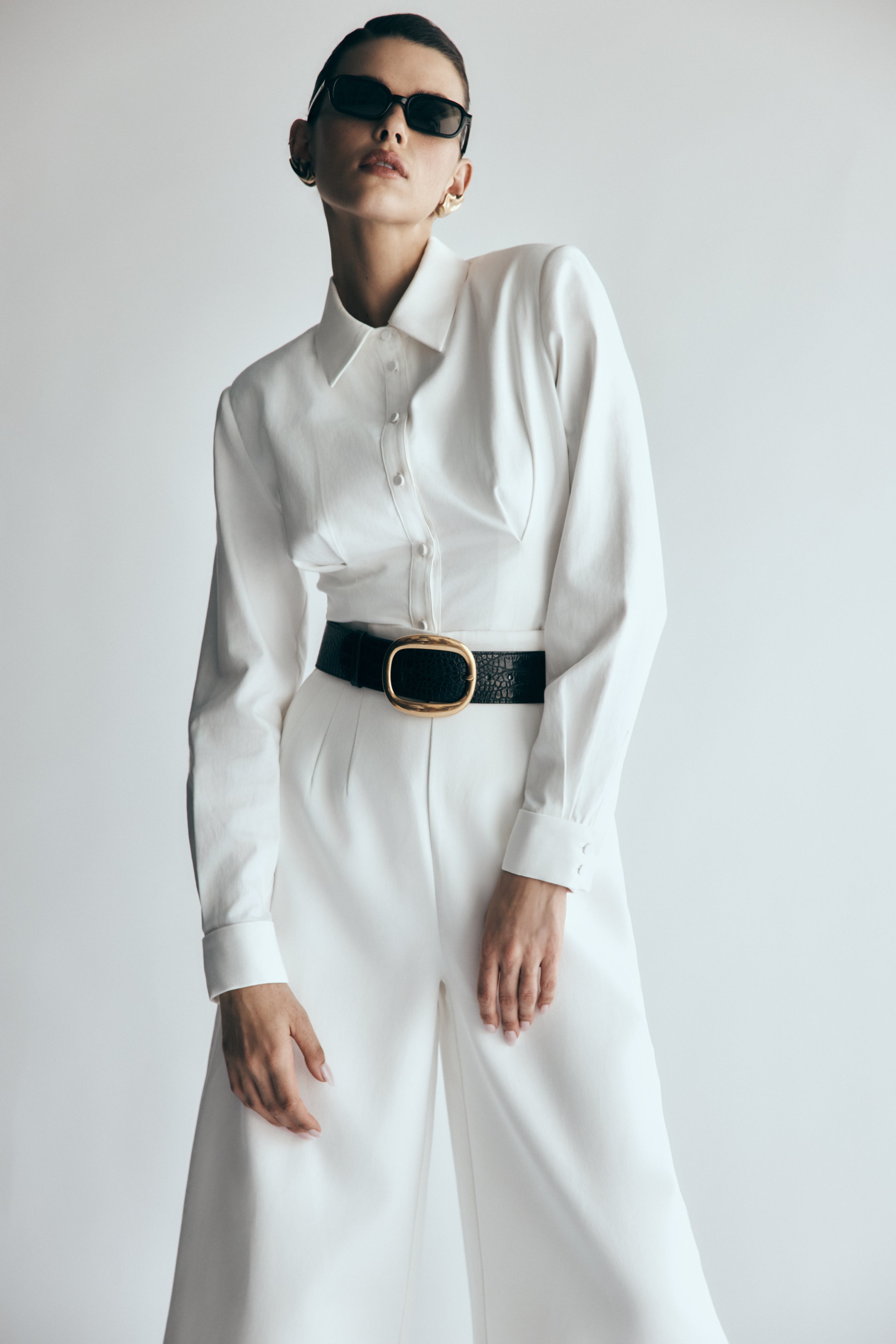 Rhia Oversized Shirt - White | MESHKI US