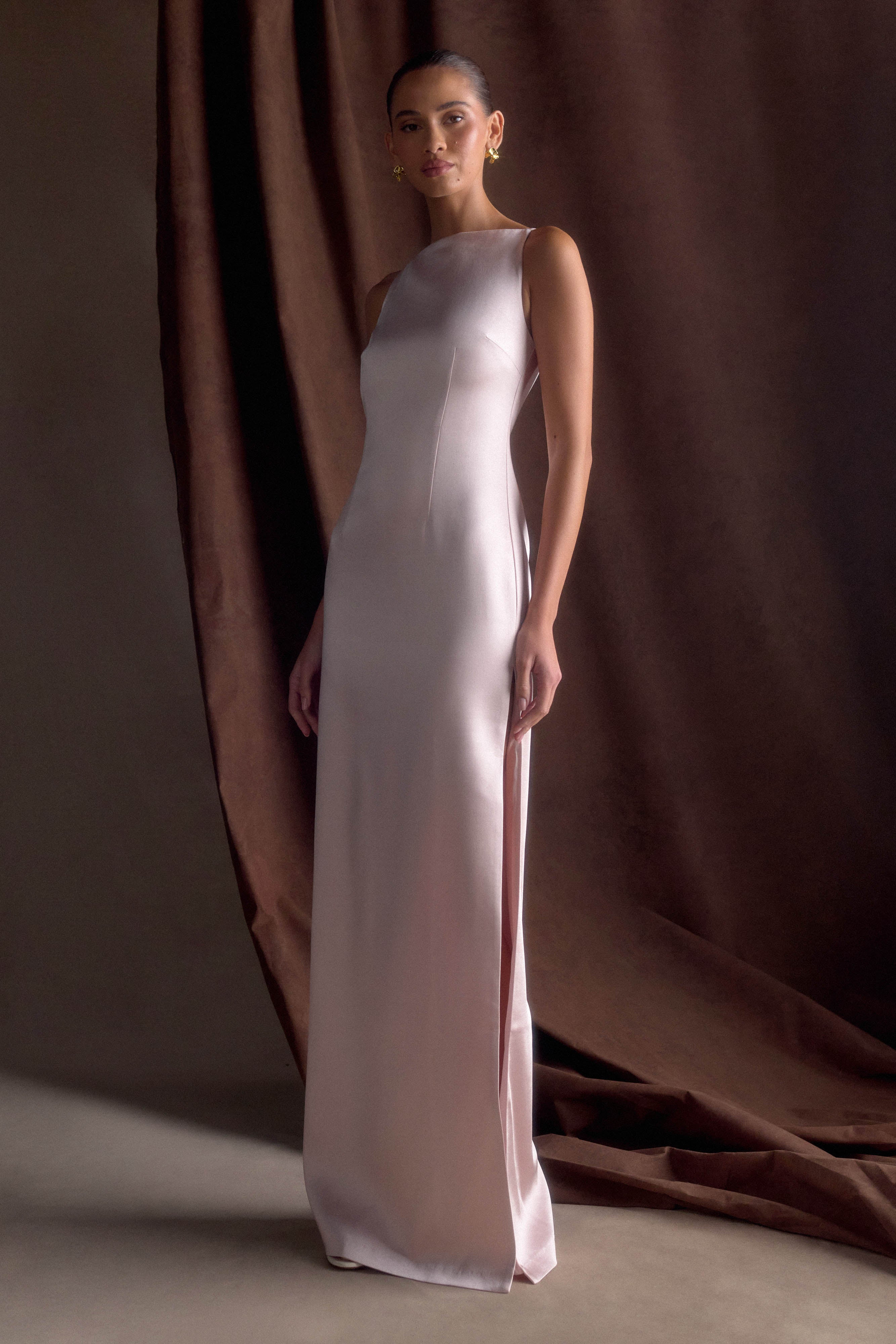 Violet Sleeveless Satin Maxi Dress - Soft Pink | MESHKI US