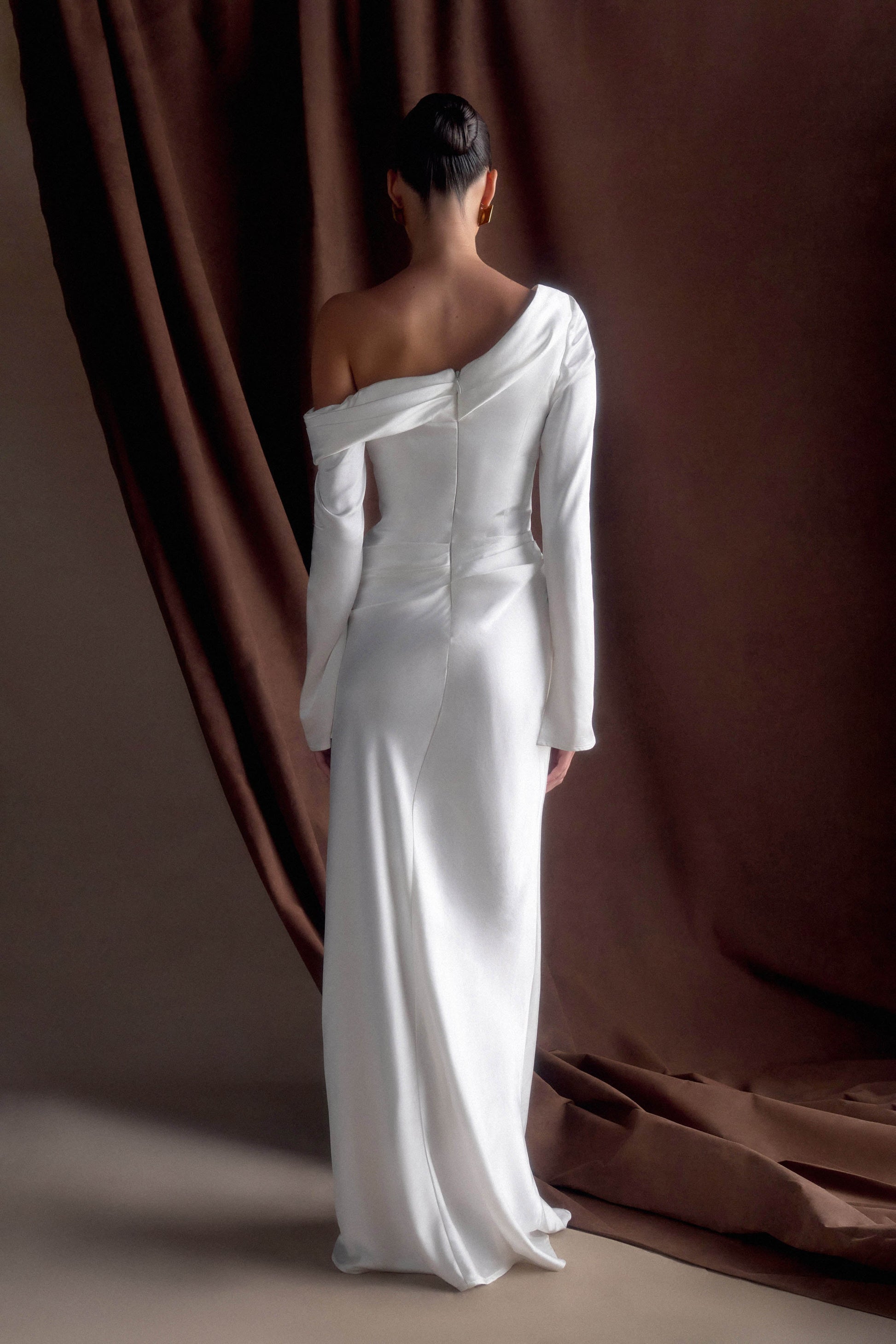 Iris Long Sleeve Satin Maxi Dress / White | MESHKI
