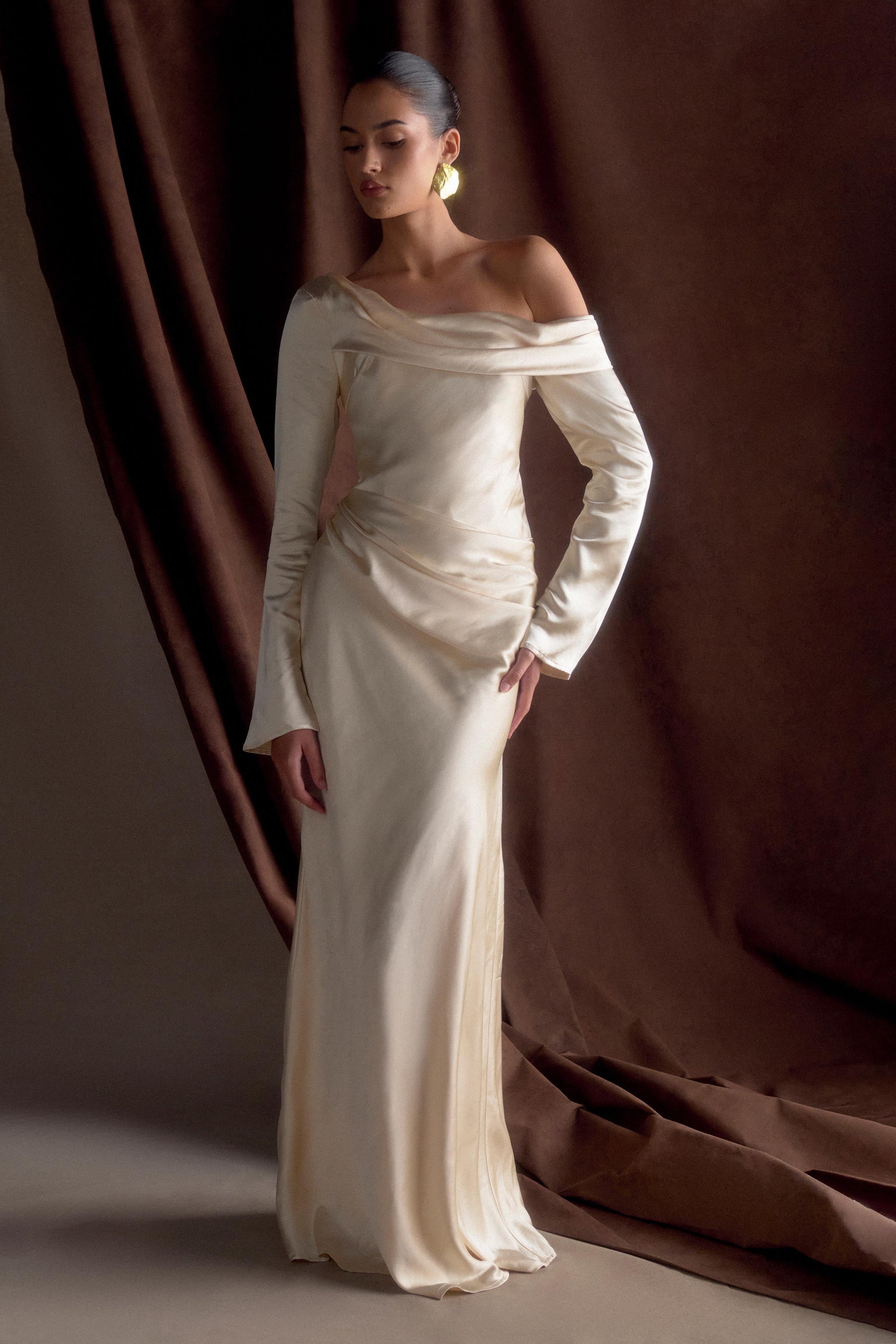 Iris Long Sleeve Satin Maxi Dress / Blush Gold | MESHKI