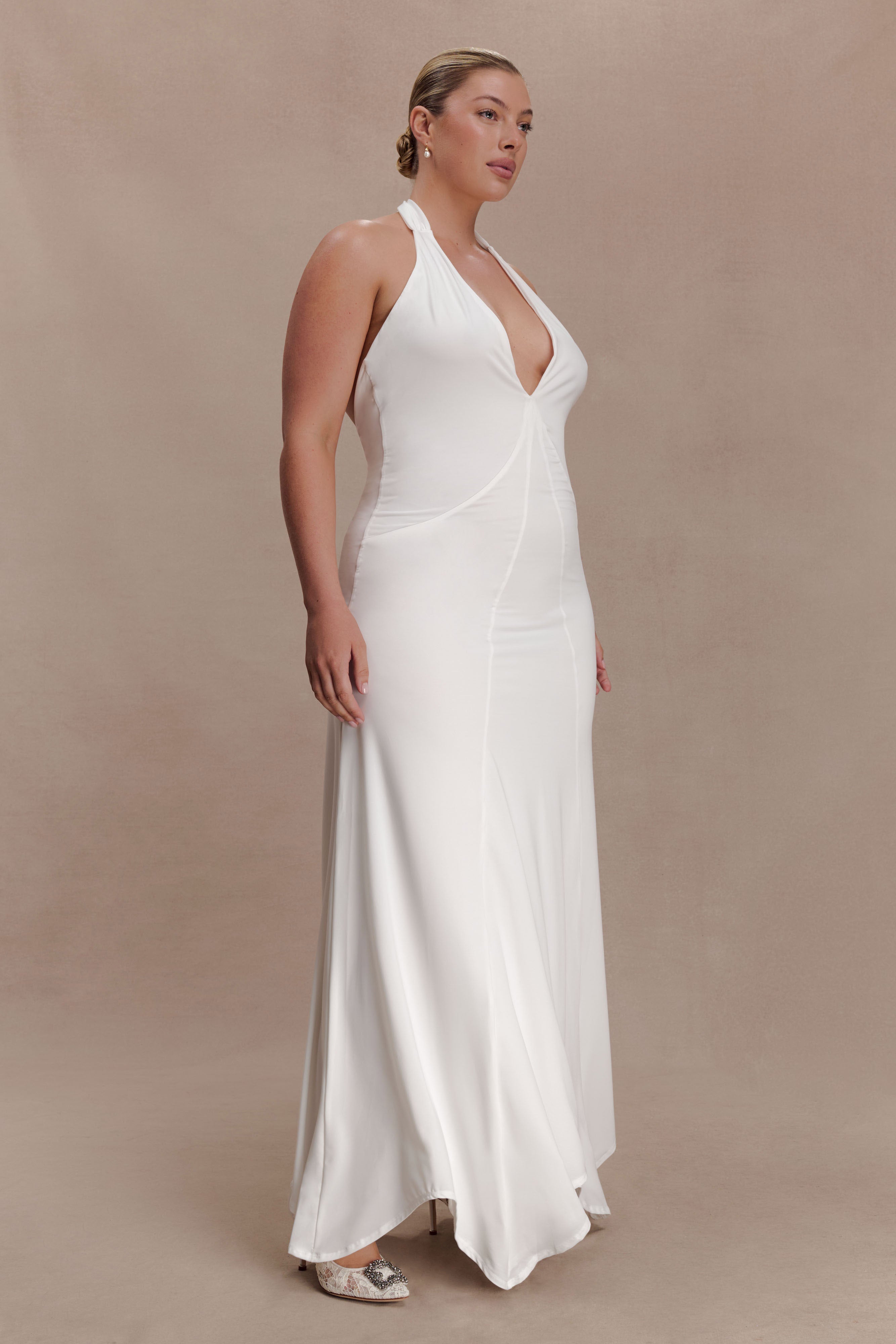 Juliet Slinky Maxi Dress With Scarf - White | MESHKI US