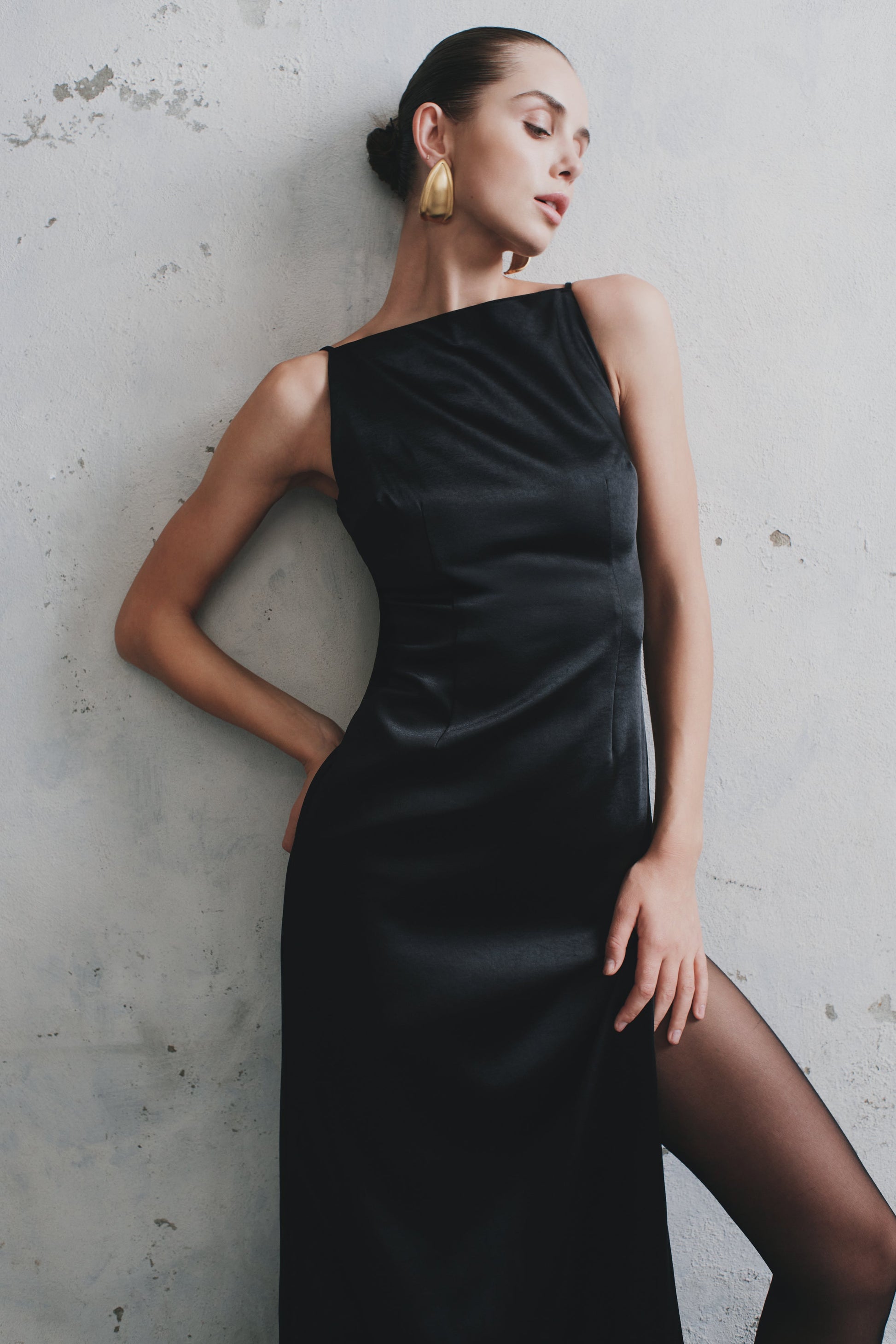 Violet Sleeveless Satin Maxi Dress - Black | MESHKI US Violet Sleeveless Satin Maxi Dress - Black | MESHKI US