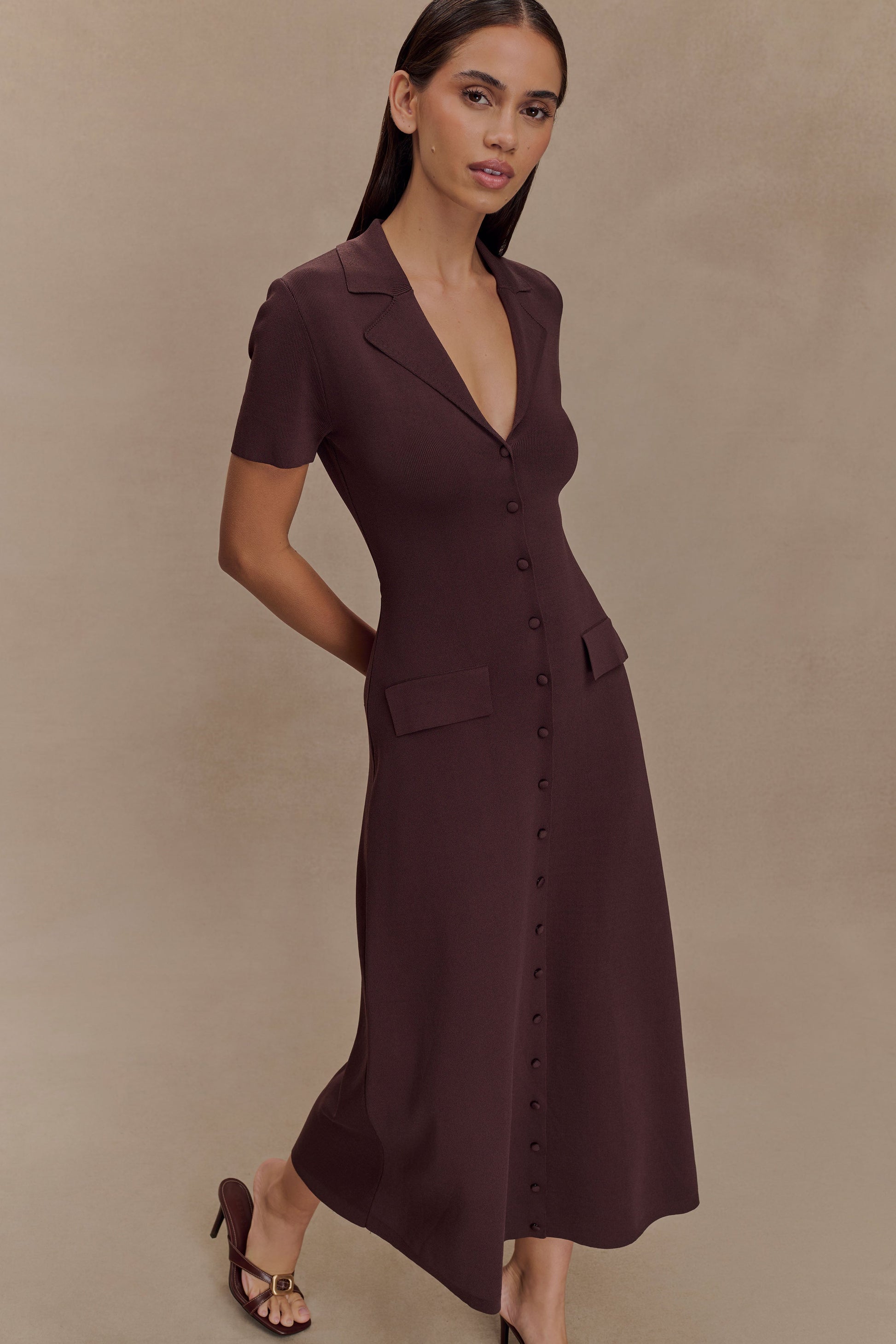 Pearson Short Sleeve Knit Midi Dress / Chocolate | MESHKI | 3XL Pearson Short Sleeve Knit Midi Dress / Chocolate | MESHKI | 3XL