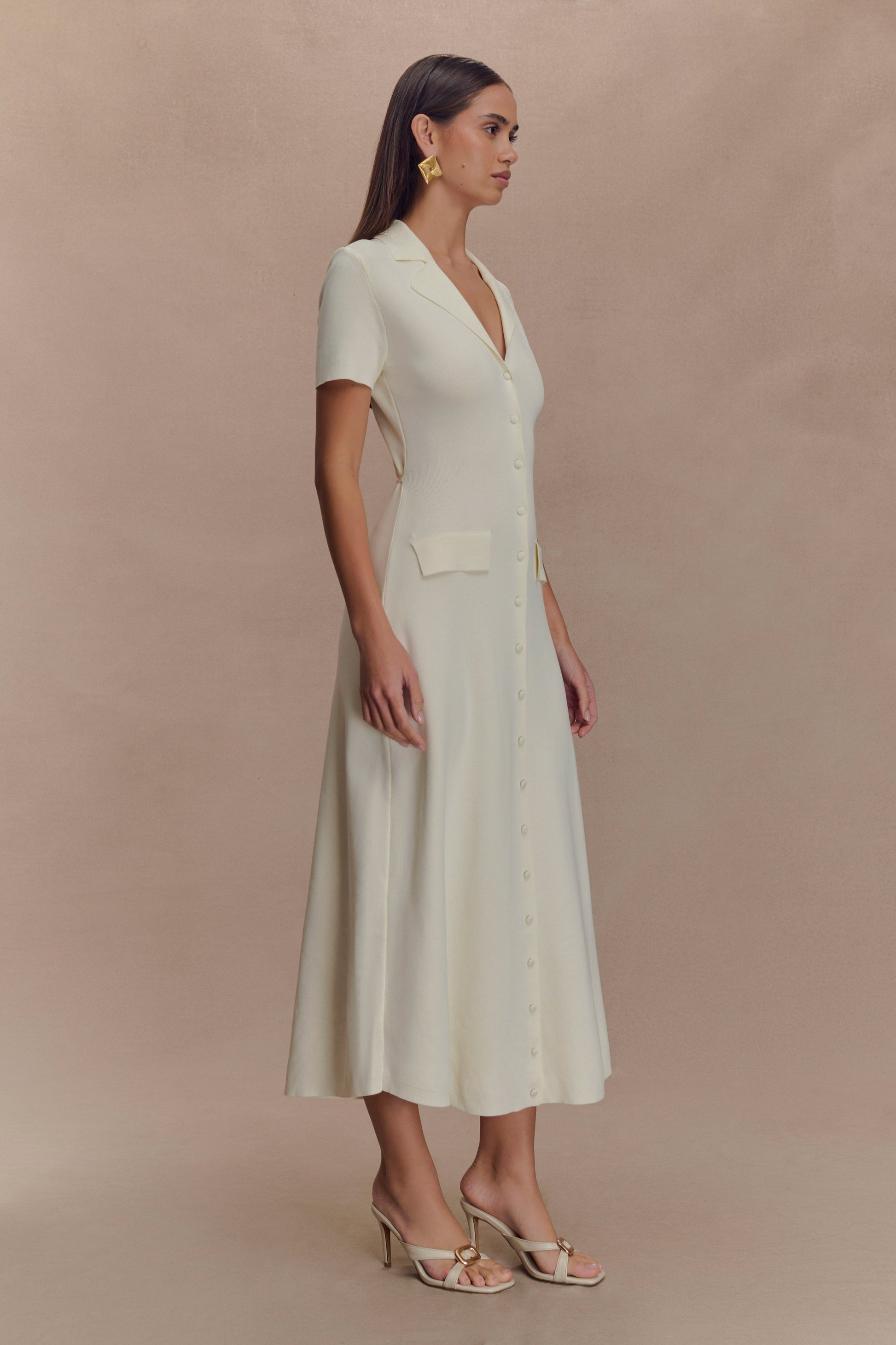 Pearson Short Sleeve Knit Midi Dress - Ivory | MESHKI US Pearson Short Sleeve Knit Midi Dress - Ivory | MESHKI US