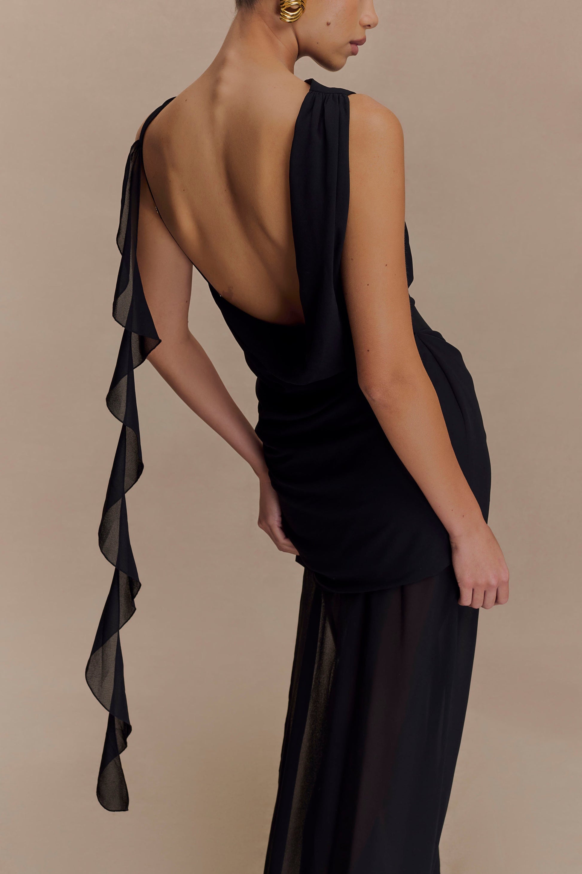 Daria Draped Chiffon Maxi Dress / Black | MESHKI