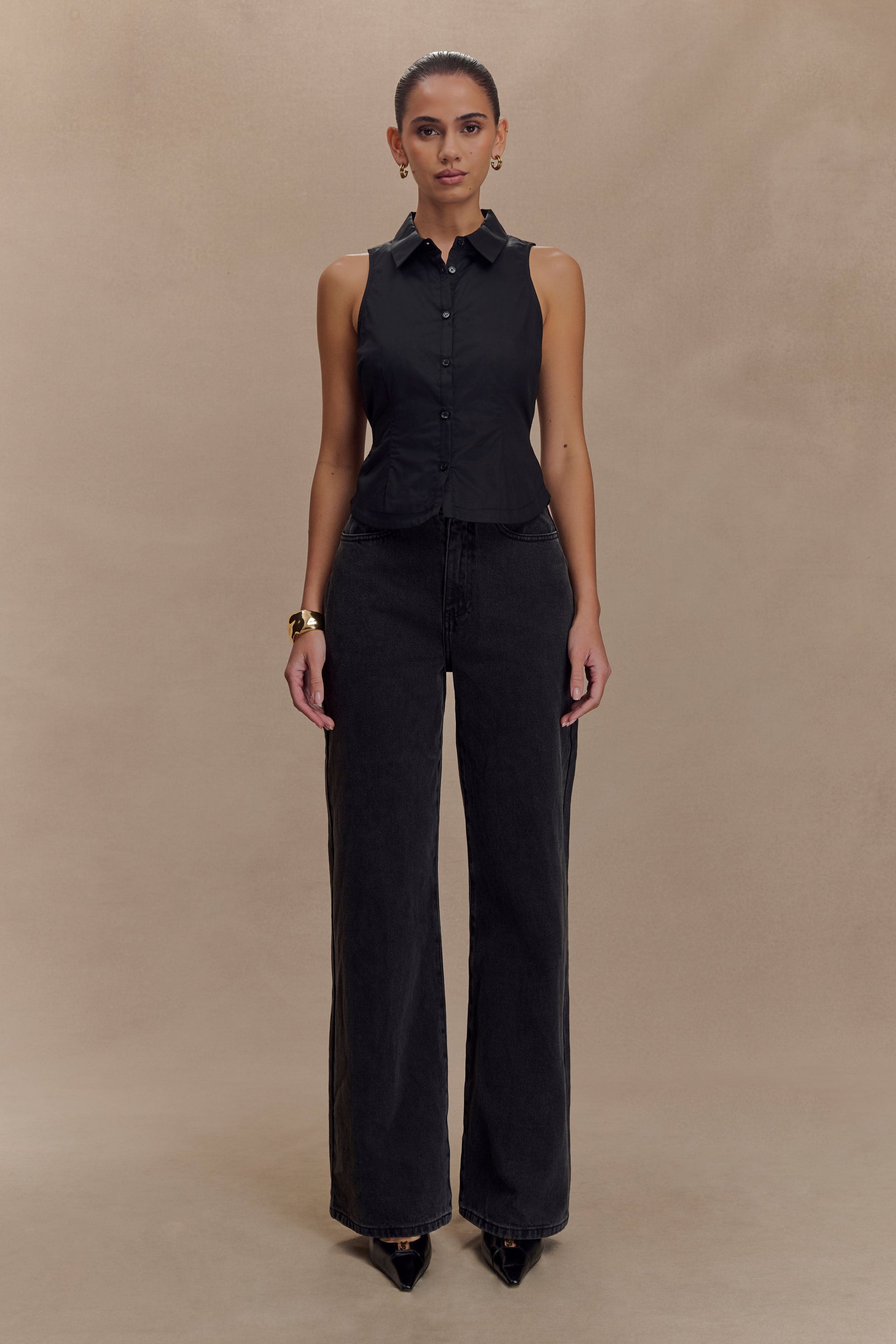 Selene Sleeveless Halter Shirt - Black | MESHKI US Selene Sleeveless Halter Shirt - Black | MESHKI US