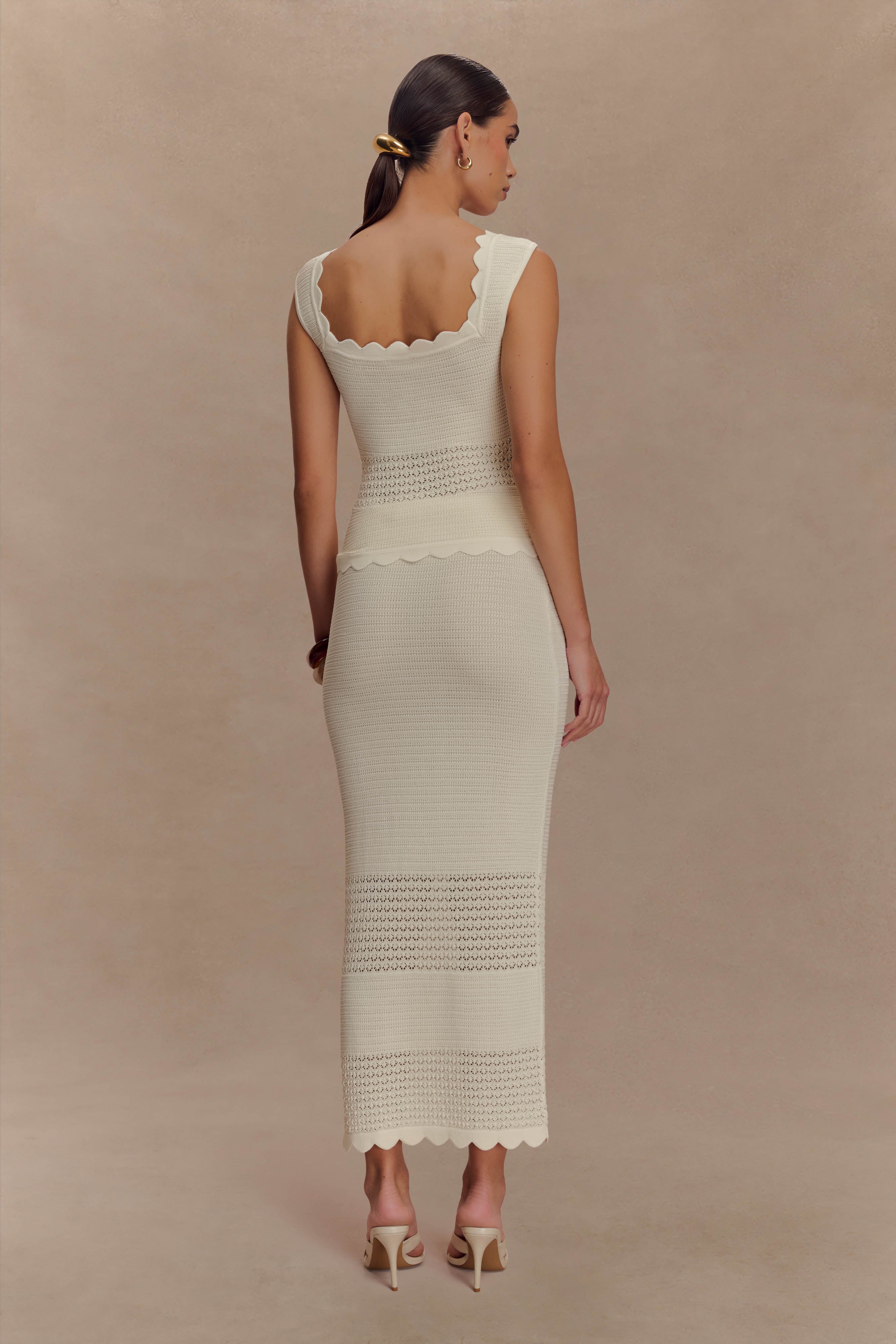 Madeline Scallop Knit Top - Ivory | MESHKI US
