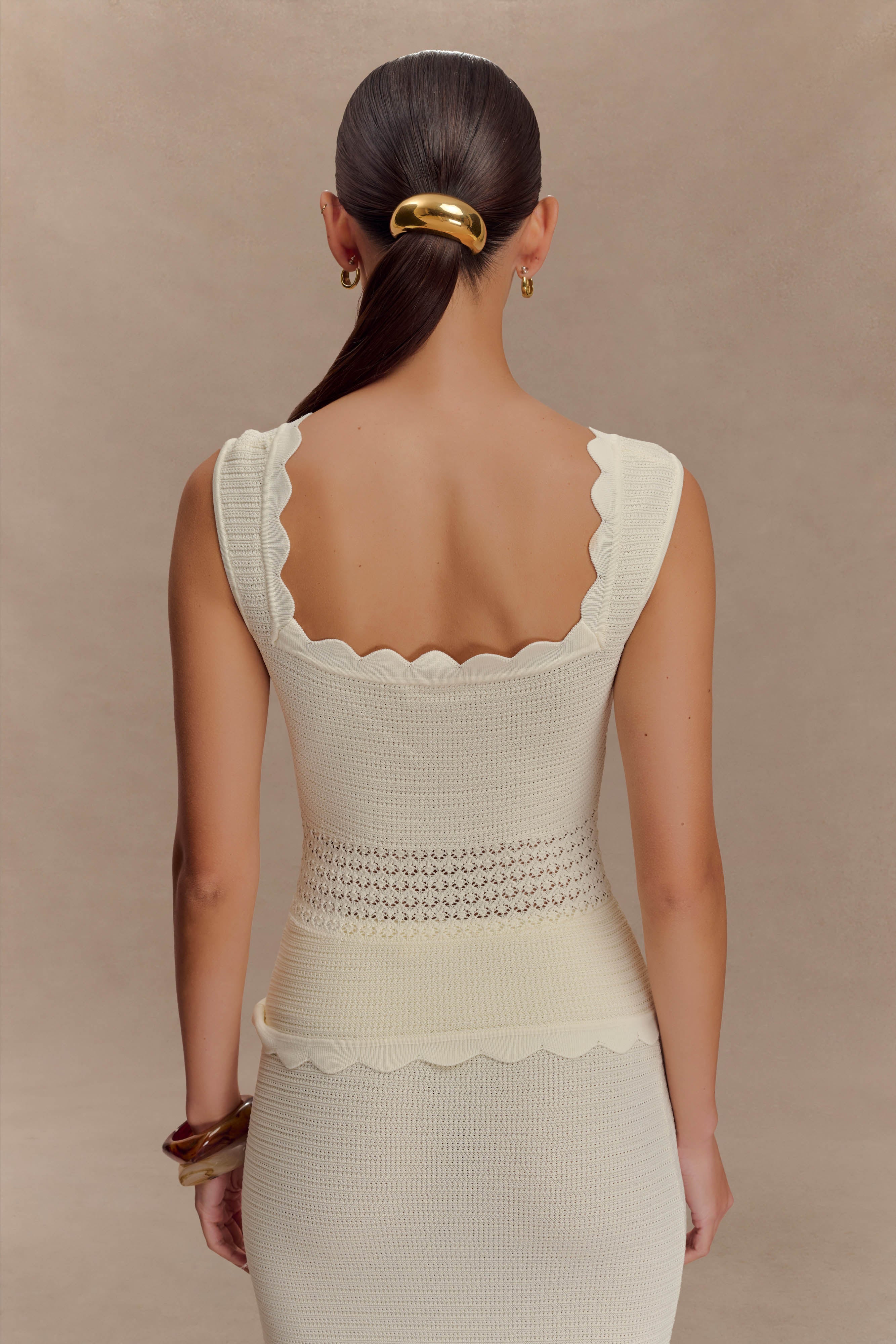 Madeline Scallop Knit Top - Ivory | MESHKI US