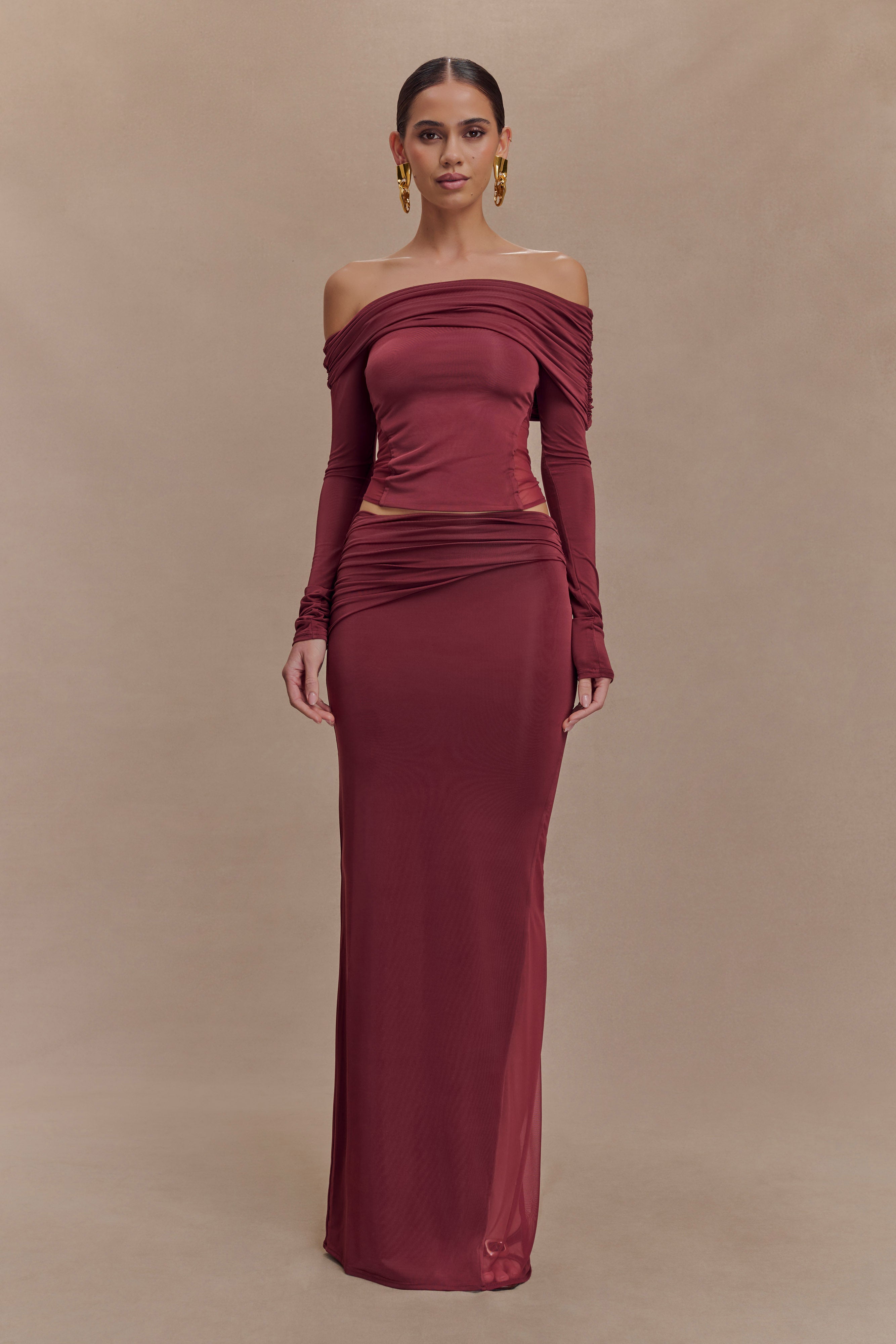 Judy Slinky And Mesh Off Shoulder Top - Wine | MESHKI US