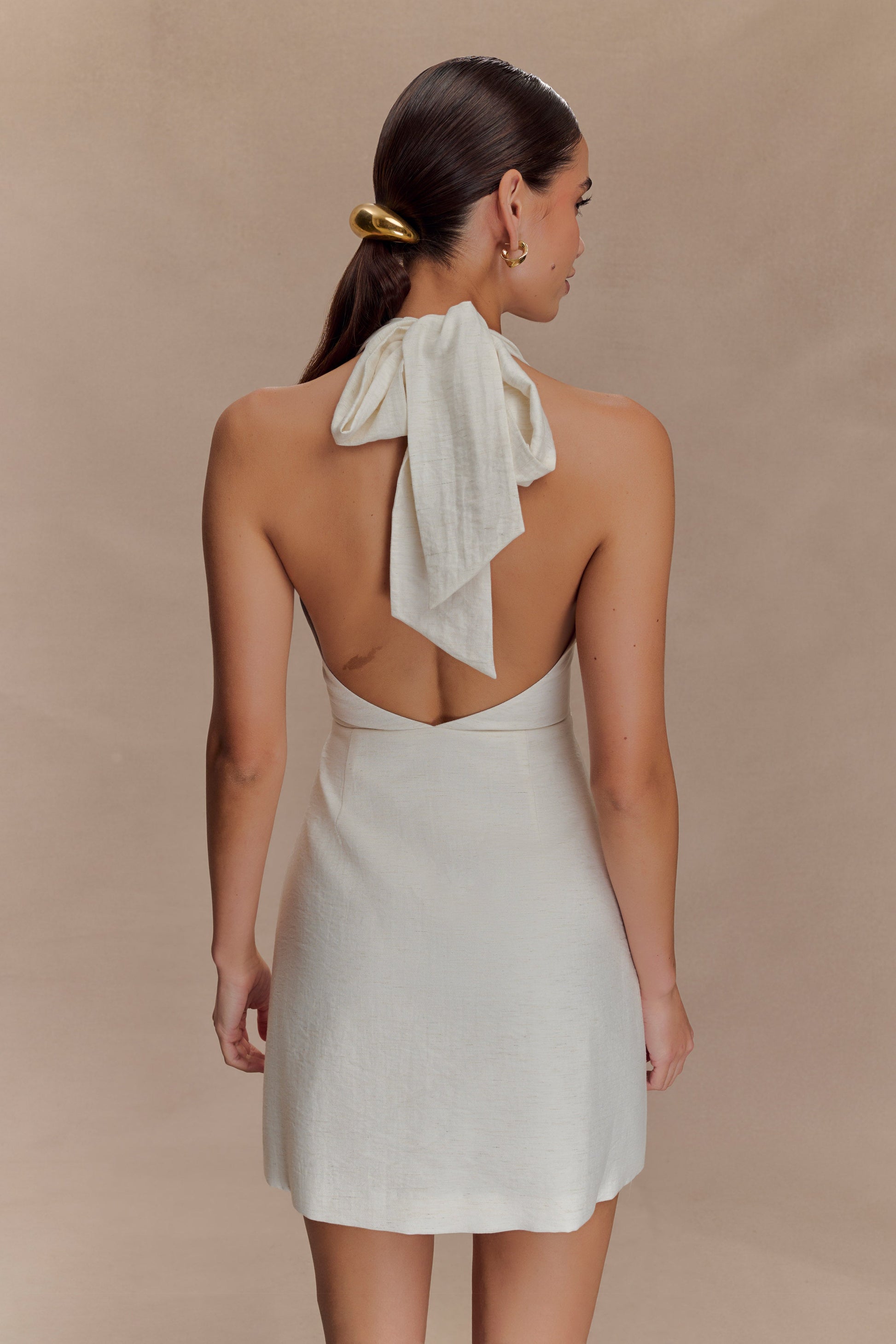 Anya Linen Halter Mini Dress / Oat Marle | MESHKI | 3XL Anya Linen Halter Mini Dress / Oat Marle | MESHKI | 3XL