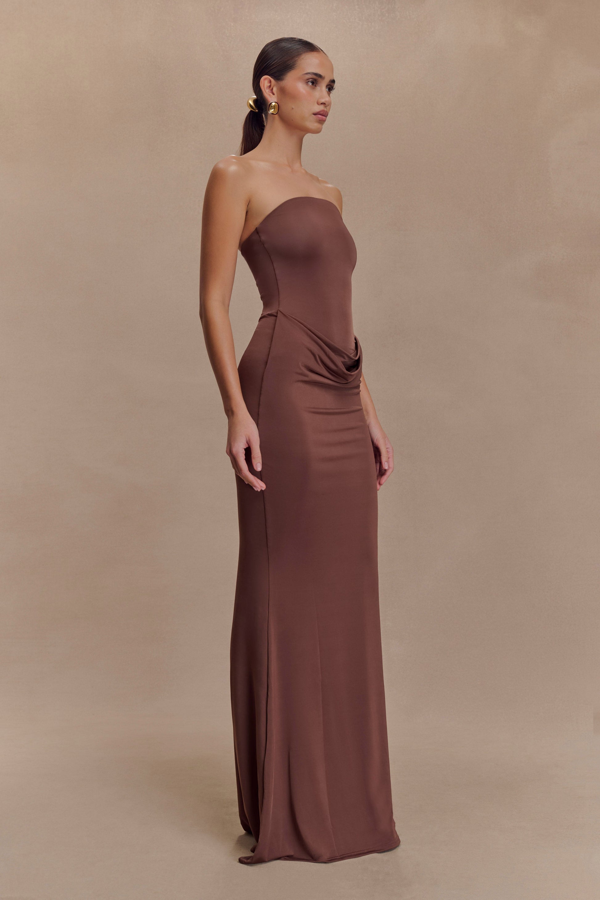 Madison Strapless Slinky Maxi Dress / Chocolate | MESHKI | XXS Madison Strapless Slinky Maxi Dress / Chocolate | MESHKI | XXS