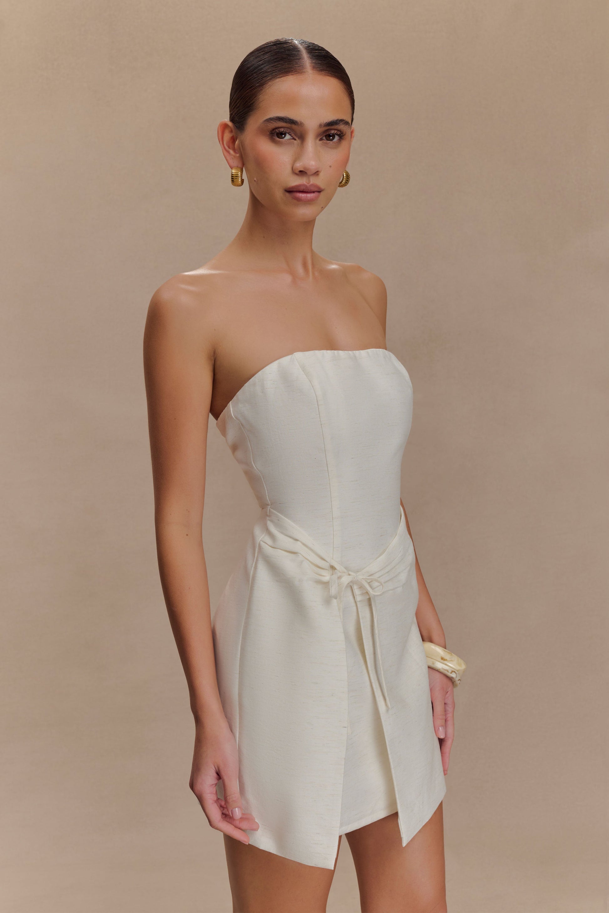Steph Strapless Linen Mini Dress / White | MESHKI